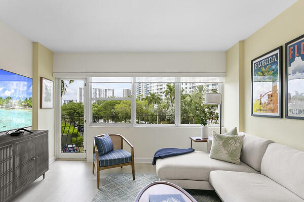 Fort Lauderdale photo 2