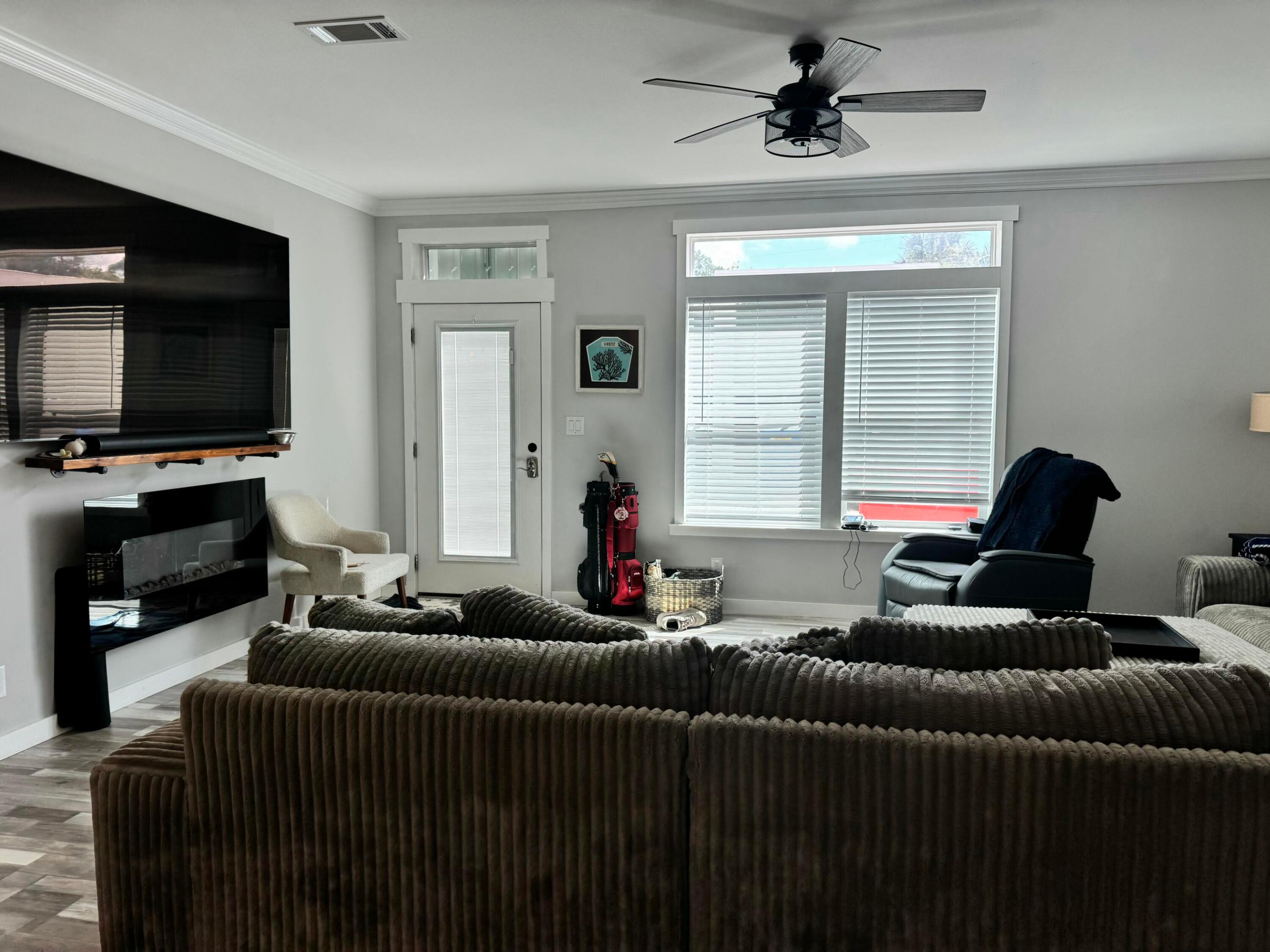 Palm Beach Gardens photo 2