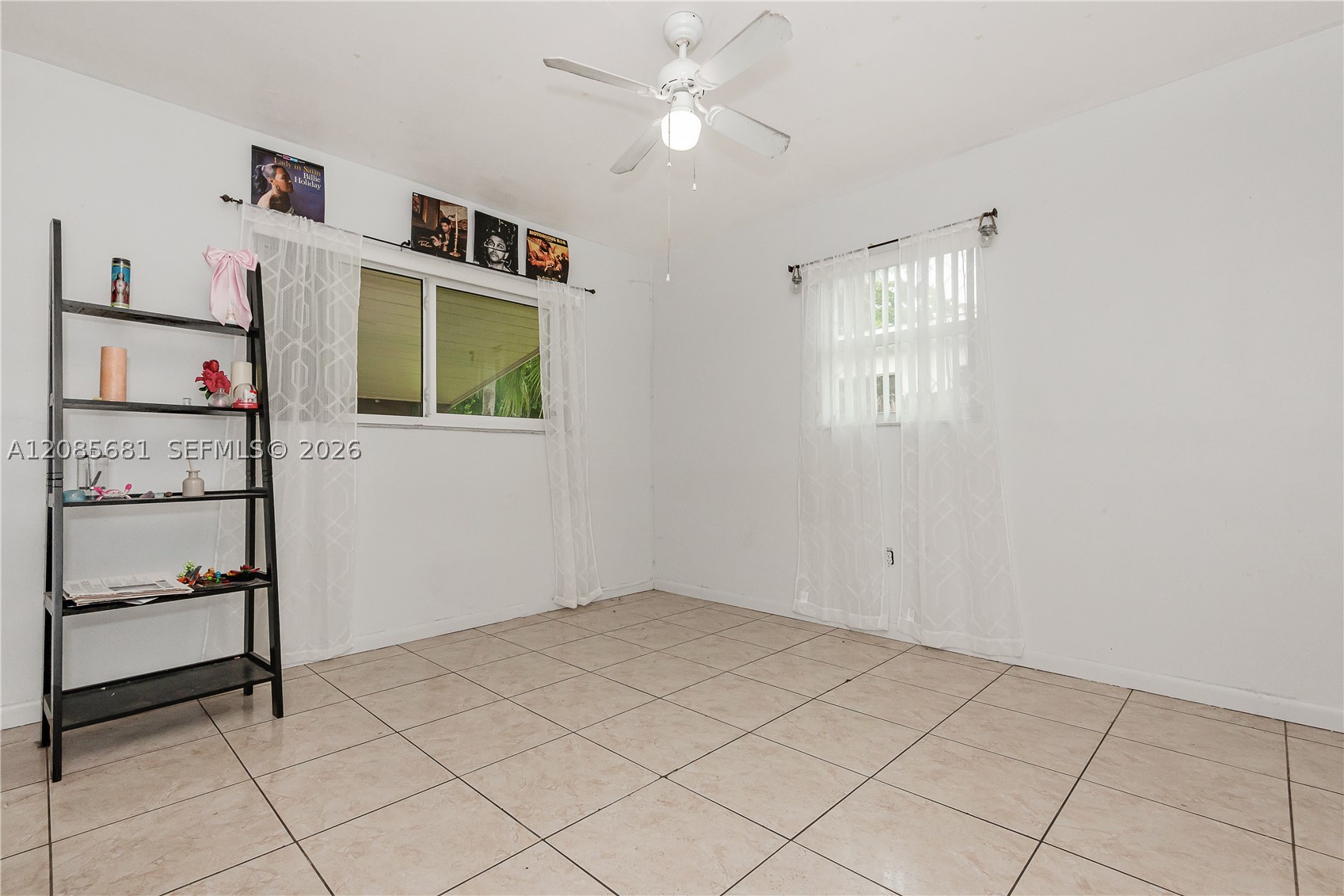 Miramar photo 2