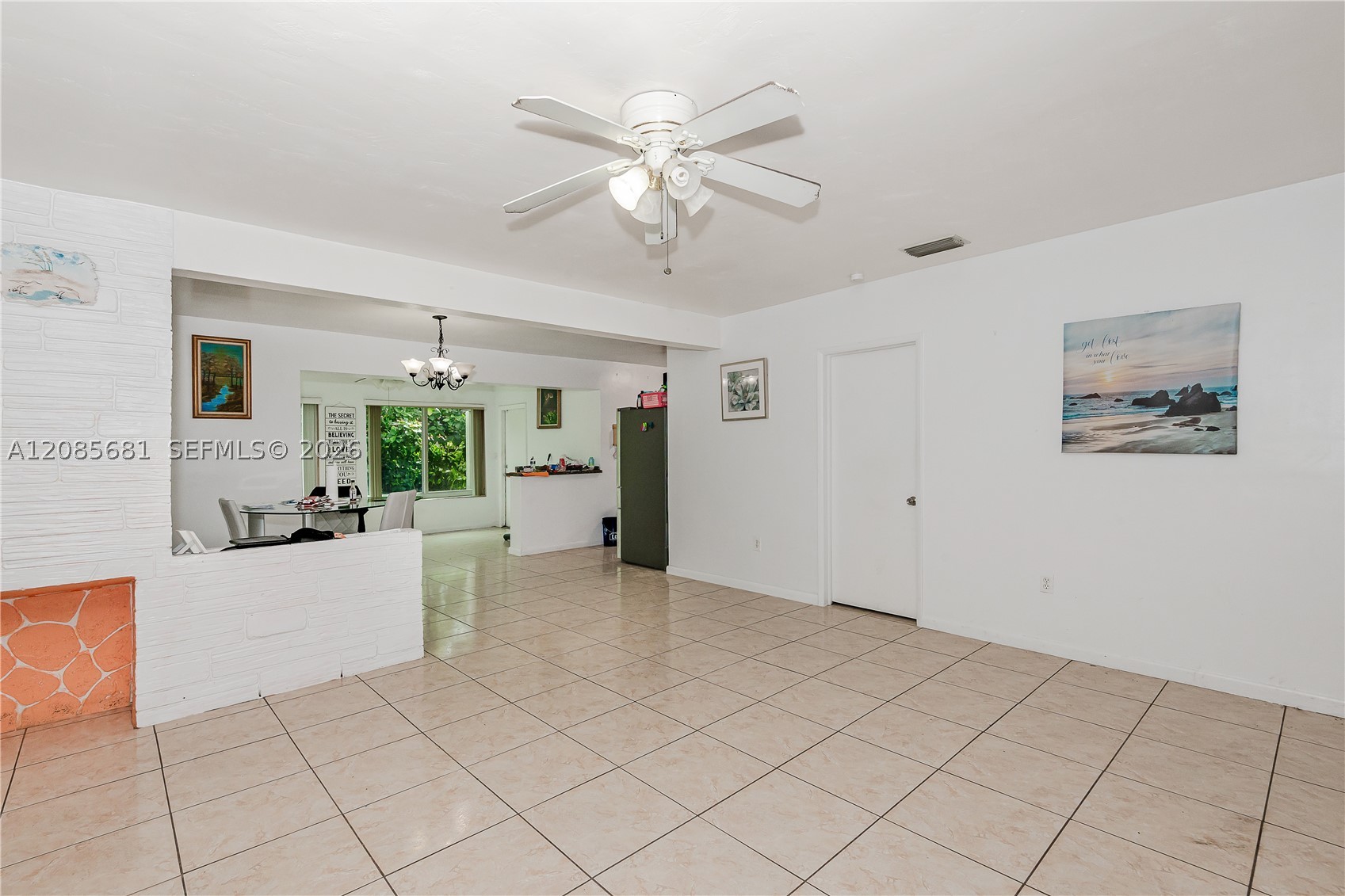 Miramar photo 5