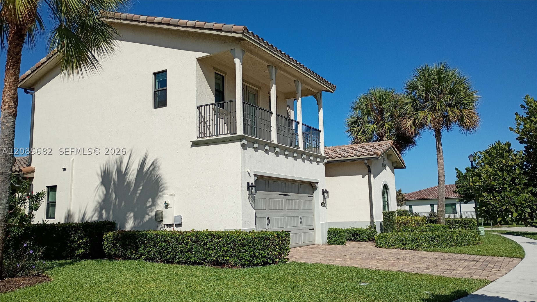 Pembroke Pines photo 3