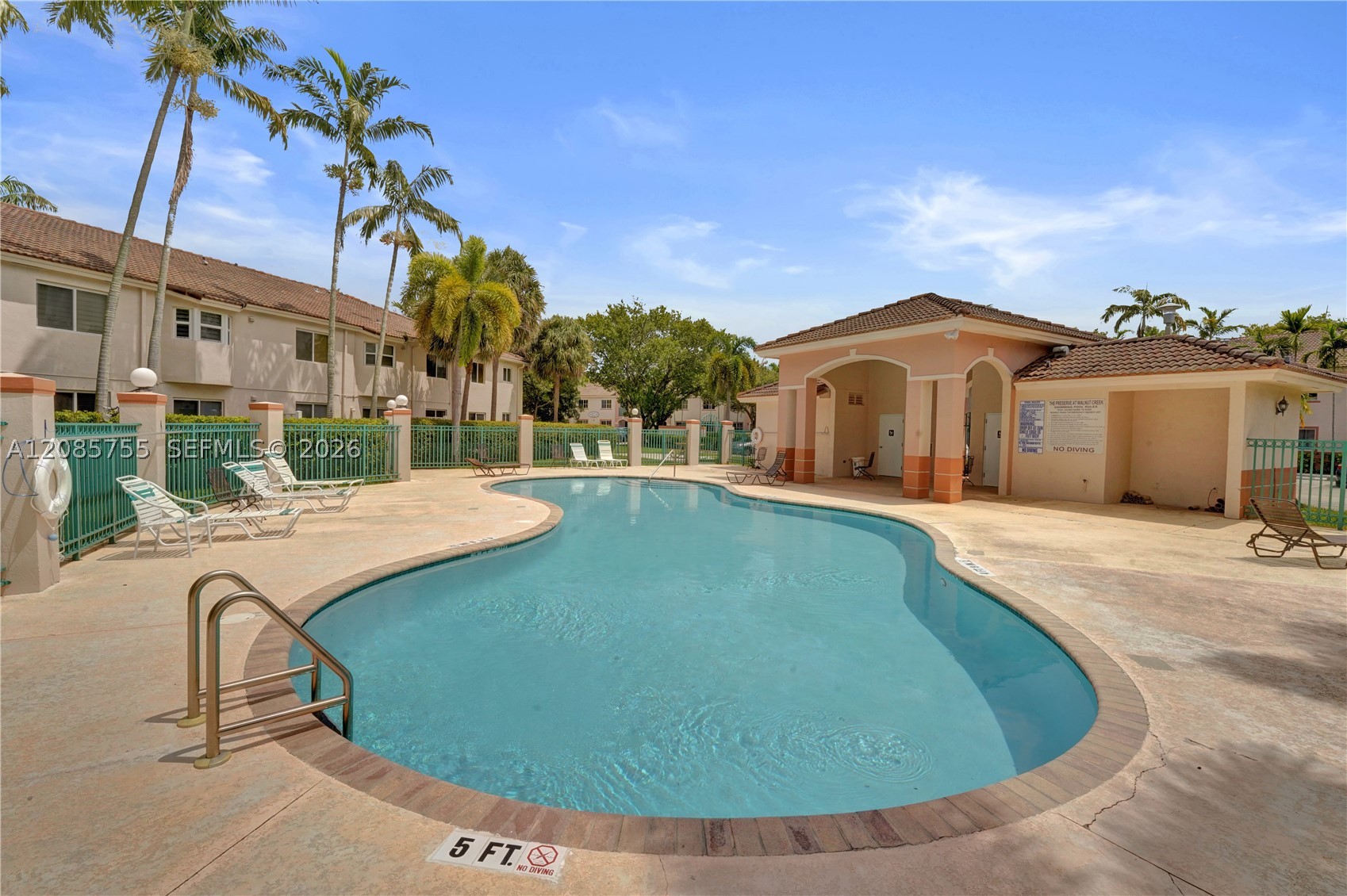Pembroke Pines photo 3