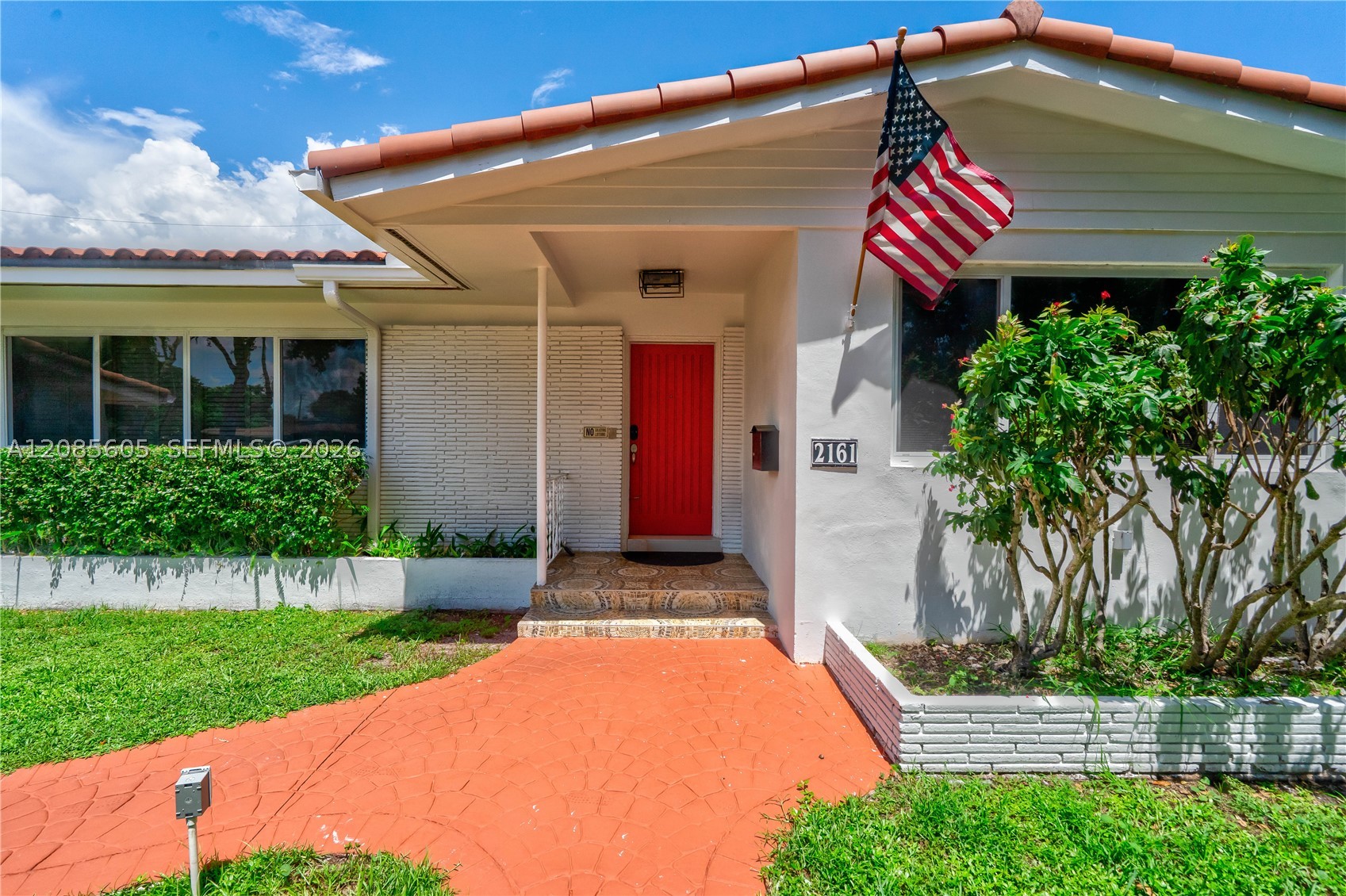 North Miami Beach photo 3