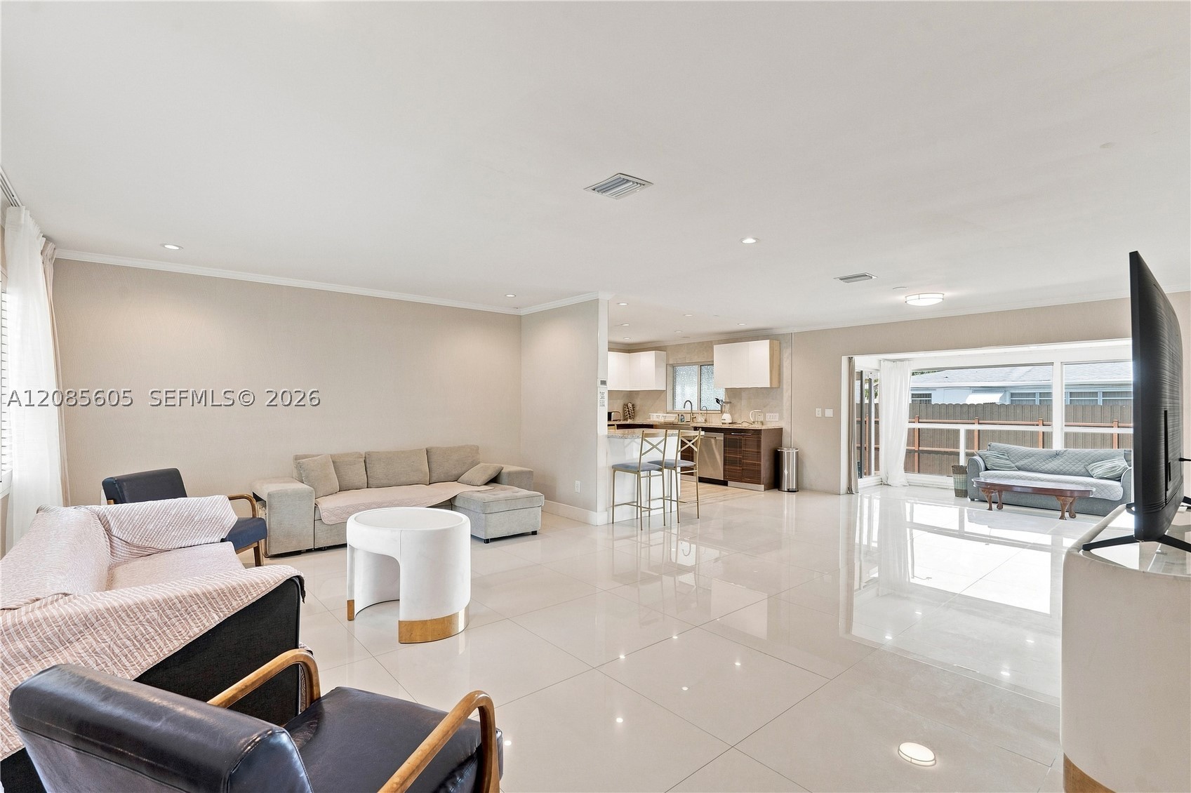 North Miami Beach photo 5