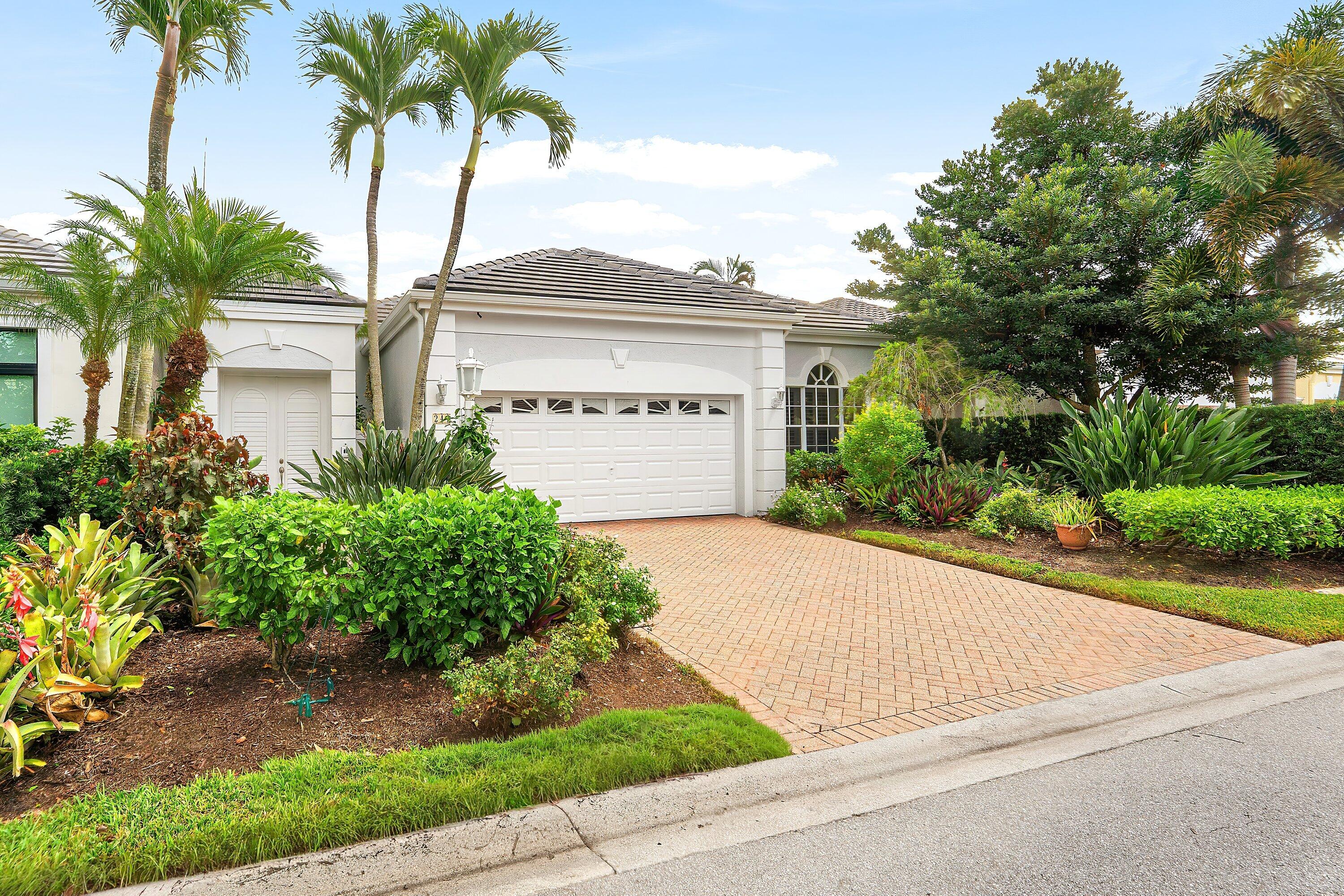 Palm Beach Gardens photo 2