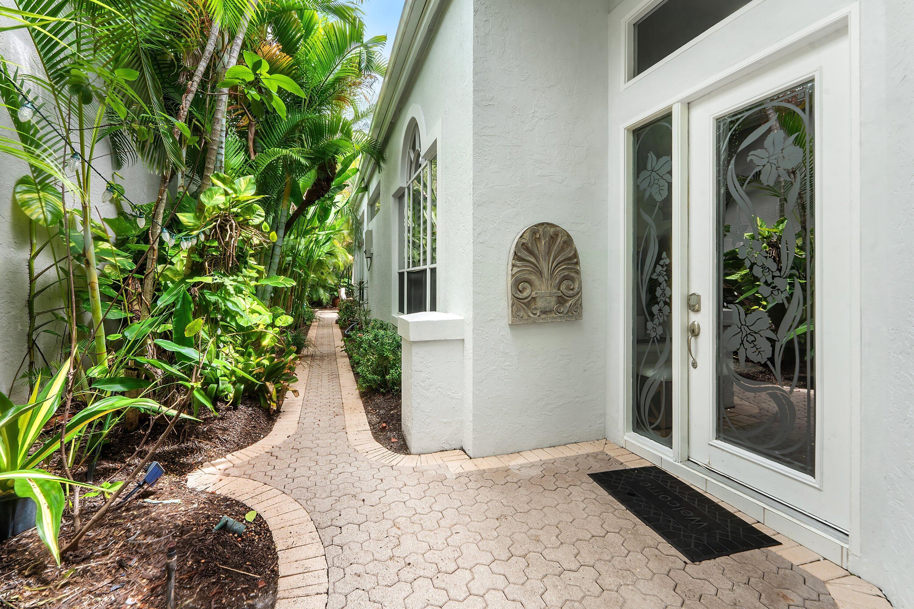 Palm Beach Gardens photo 3