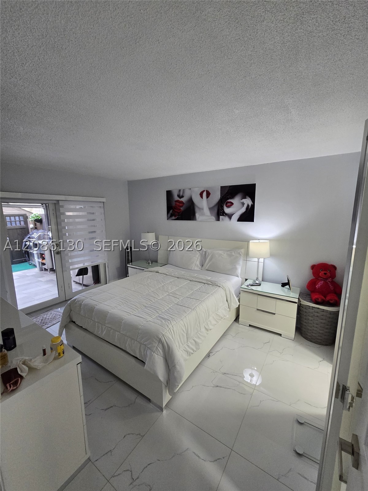 Hialeah photo 4