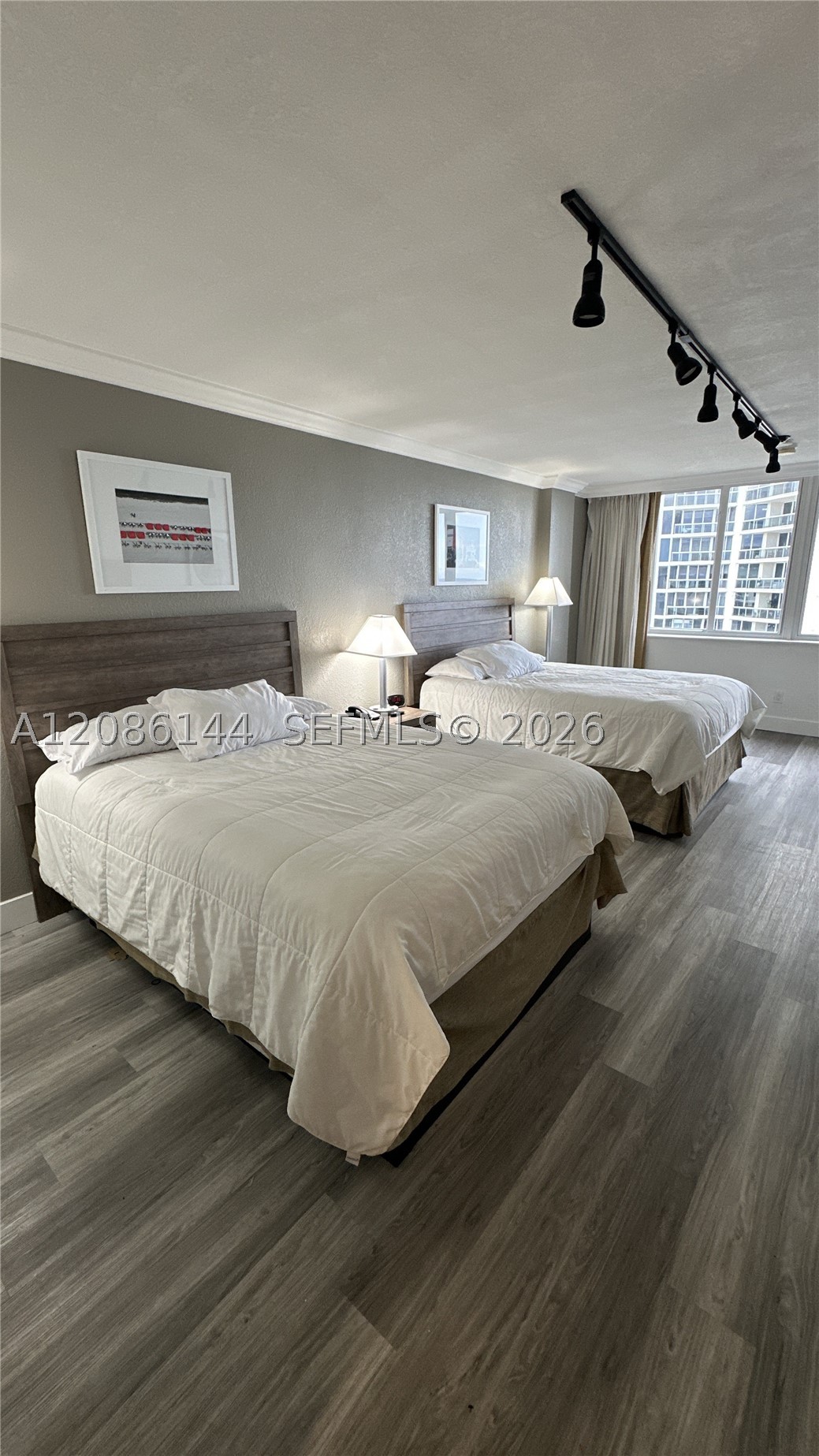 Sunny Isles Beach photo 3