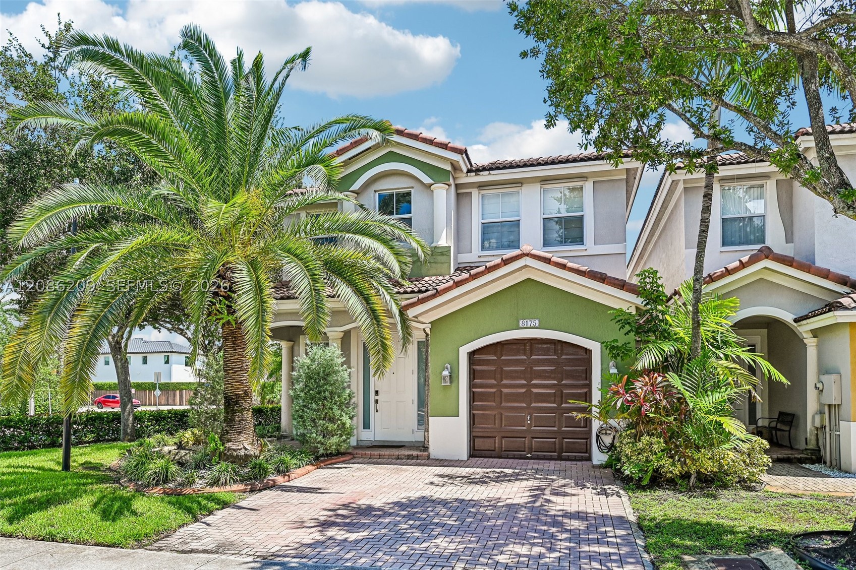 Doral photo 2
