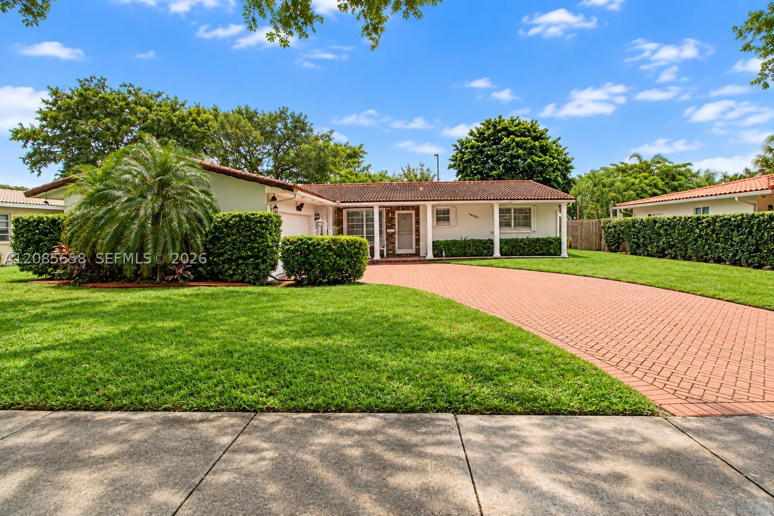 Miami Lakes photo 2