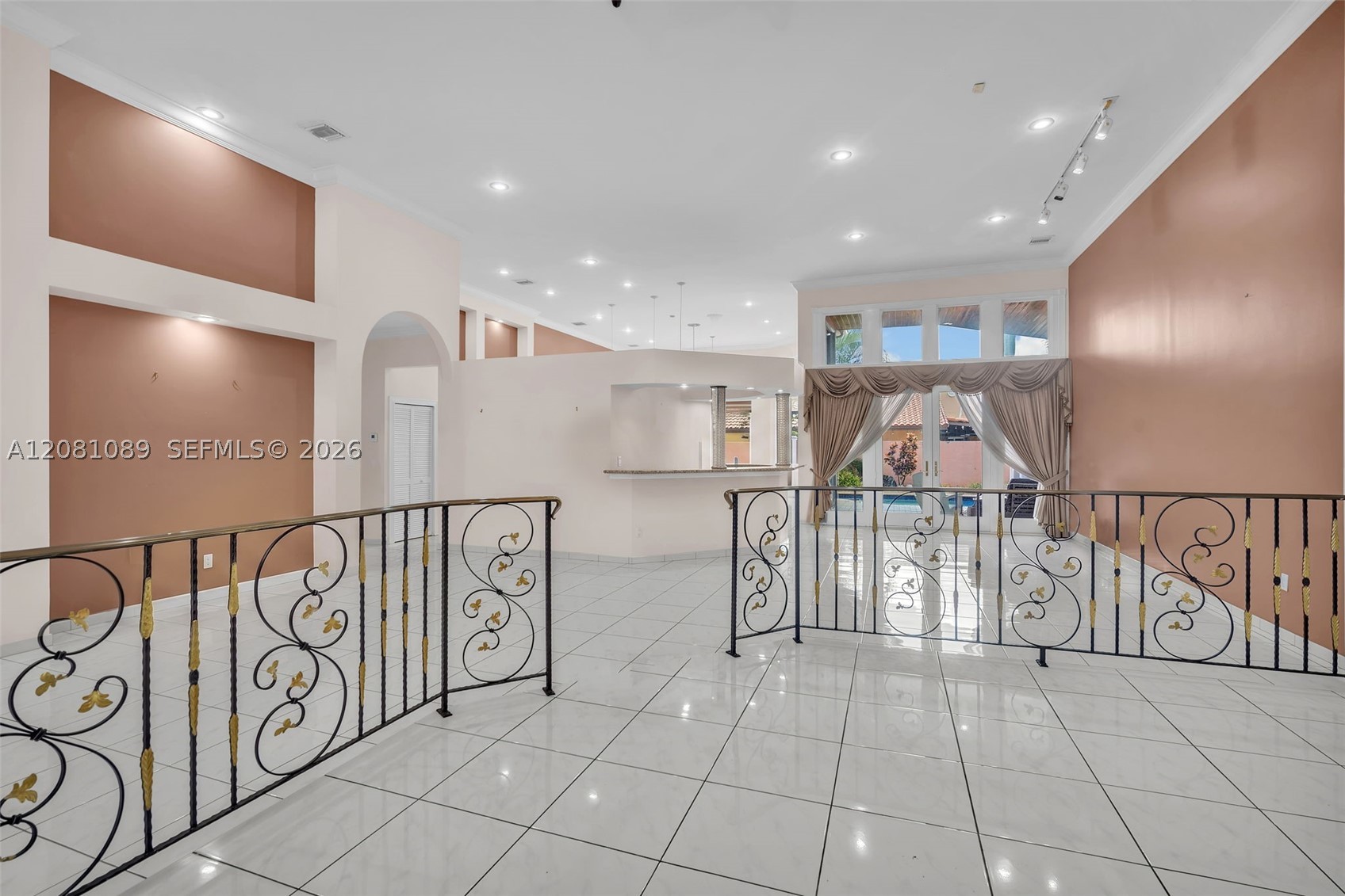 Hialeah Gardens photo 2
