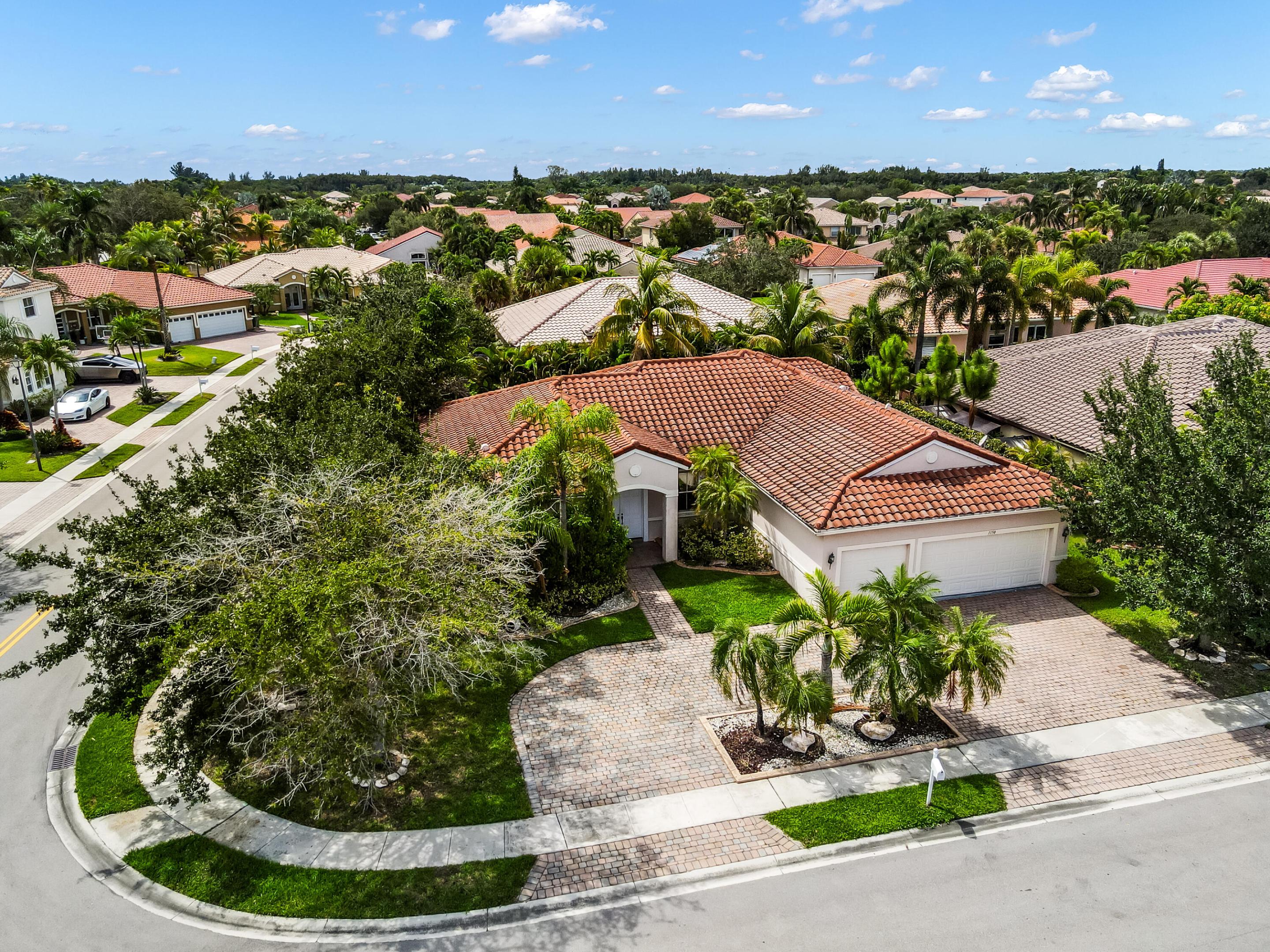 Pembroke Pines photo 3