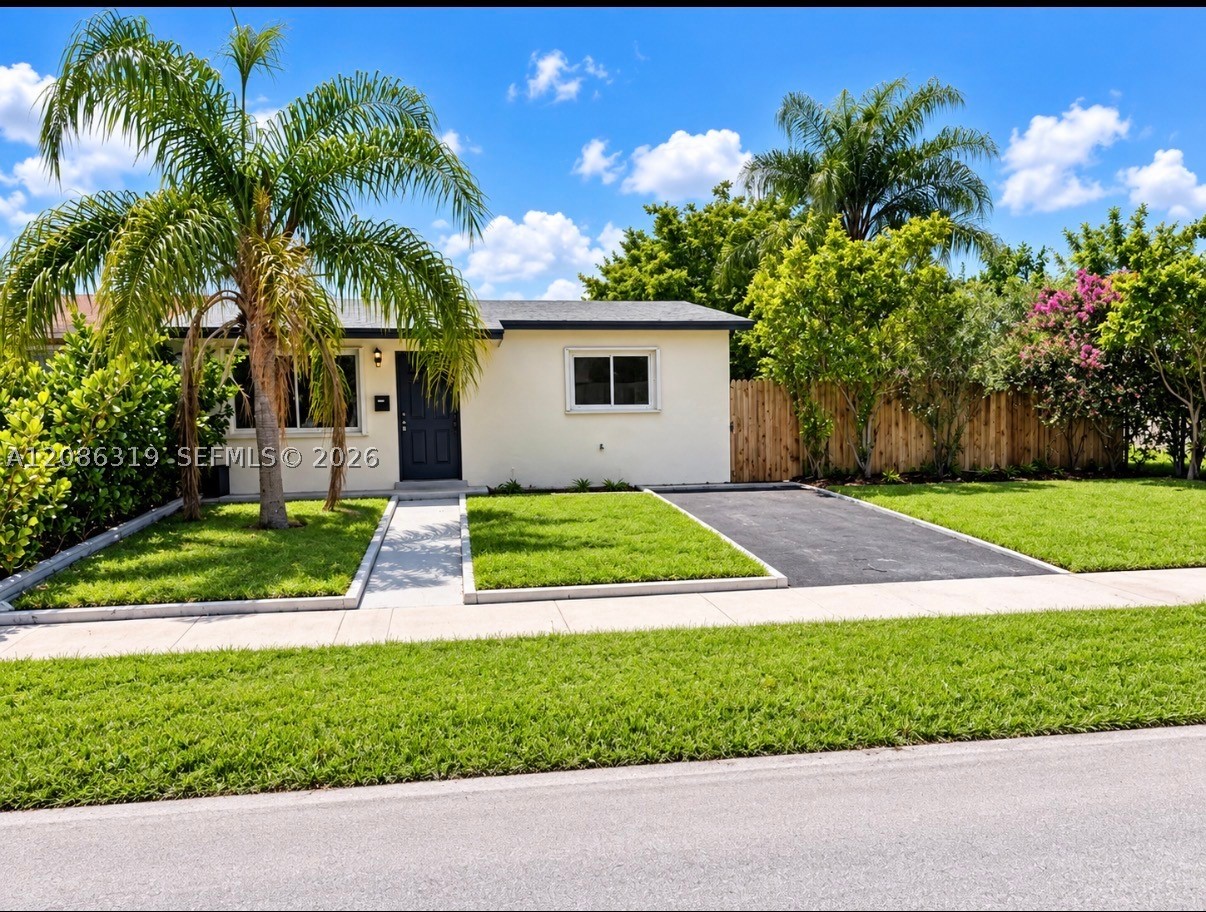 Miami Gardens photo 2