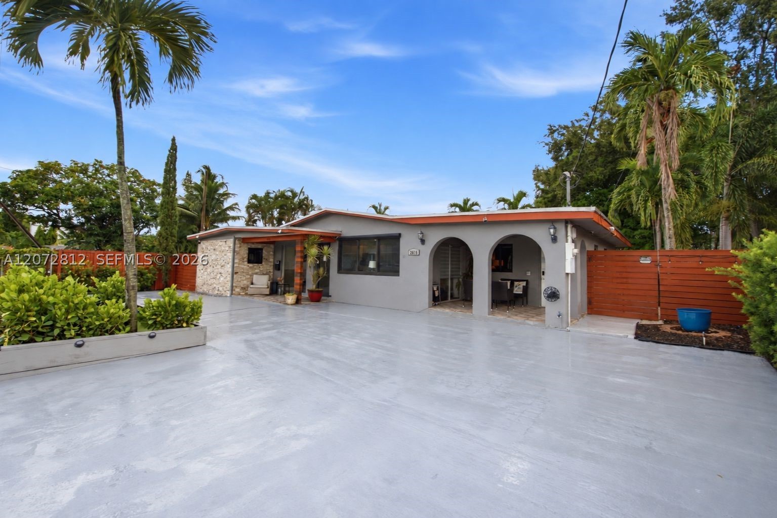 Wilton Manors photo 4