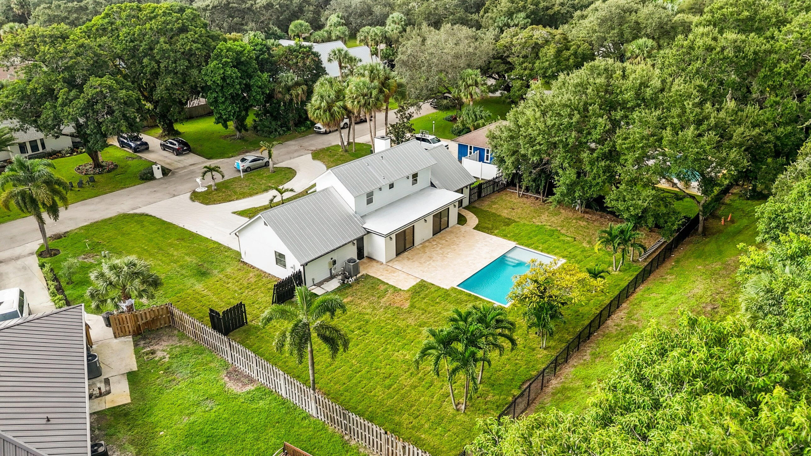 Palm Beach Gardens photo 3