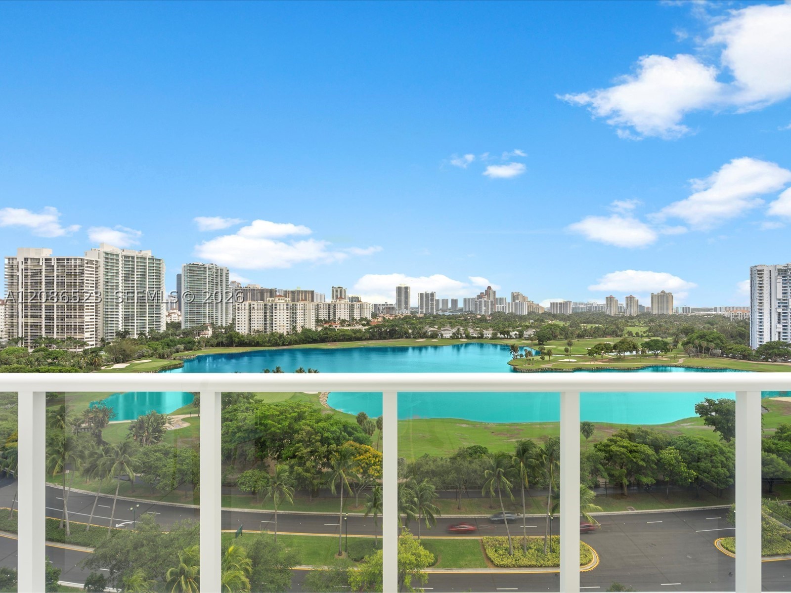 Aventura photo 4