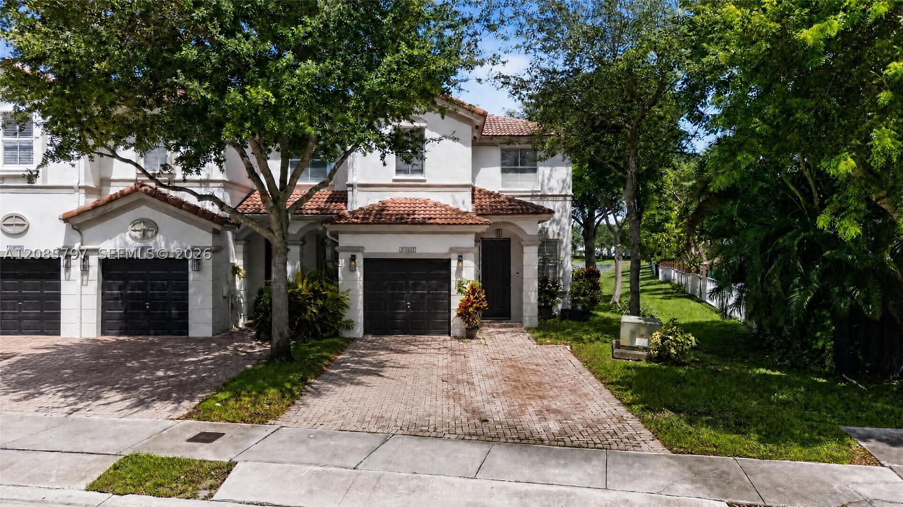 Doral photo 2