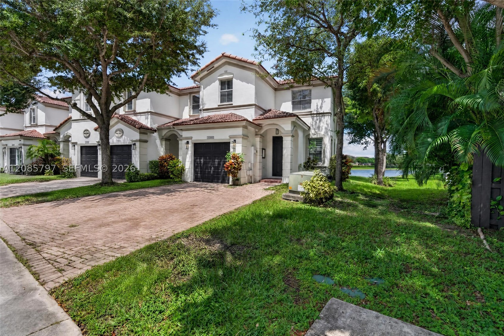 Doral photo 3