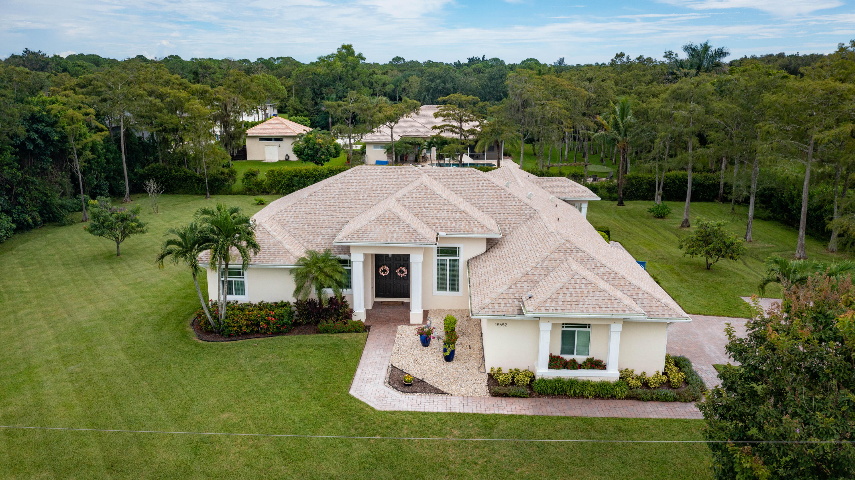 Palm Beach Gardens photo 2