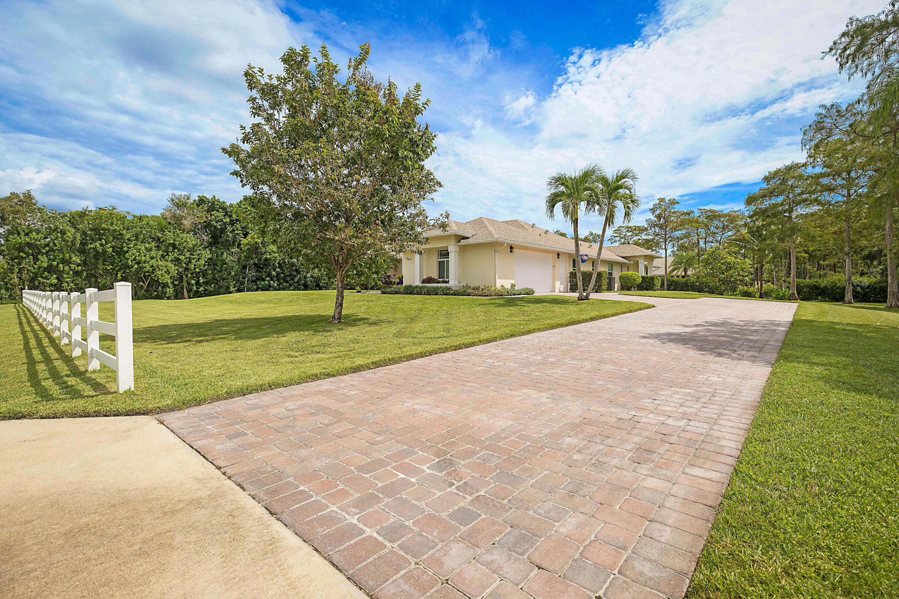Palm Beach Gardens photo 4