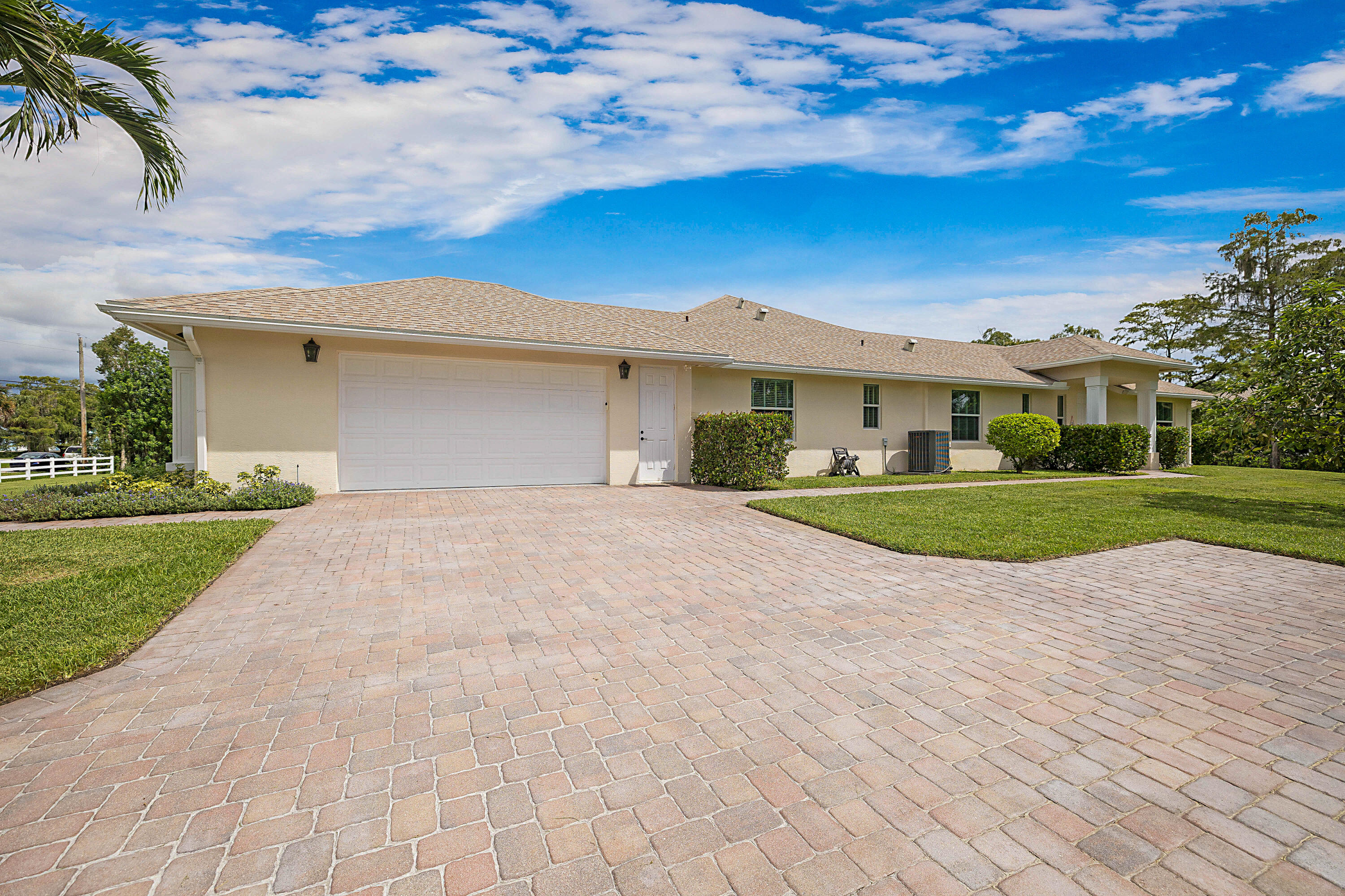 Palm Beach Gardens photo 5