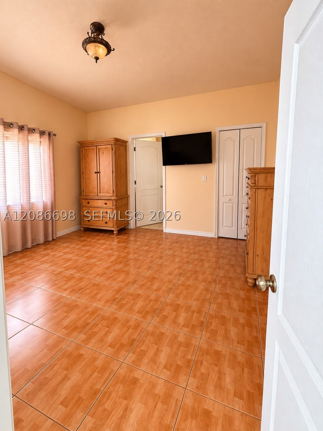 Hialeah photo 5