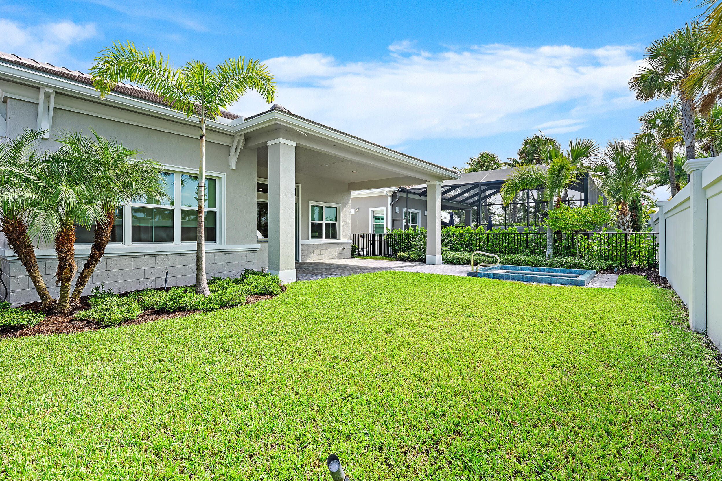 Palm Beach Gardens photo 4