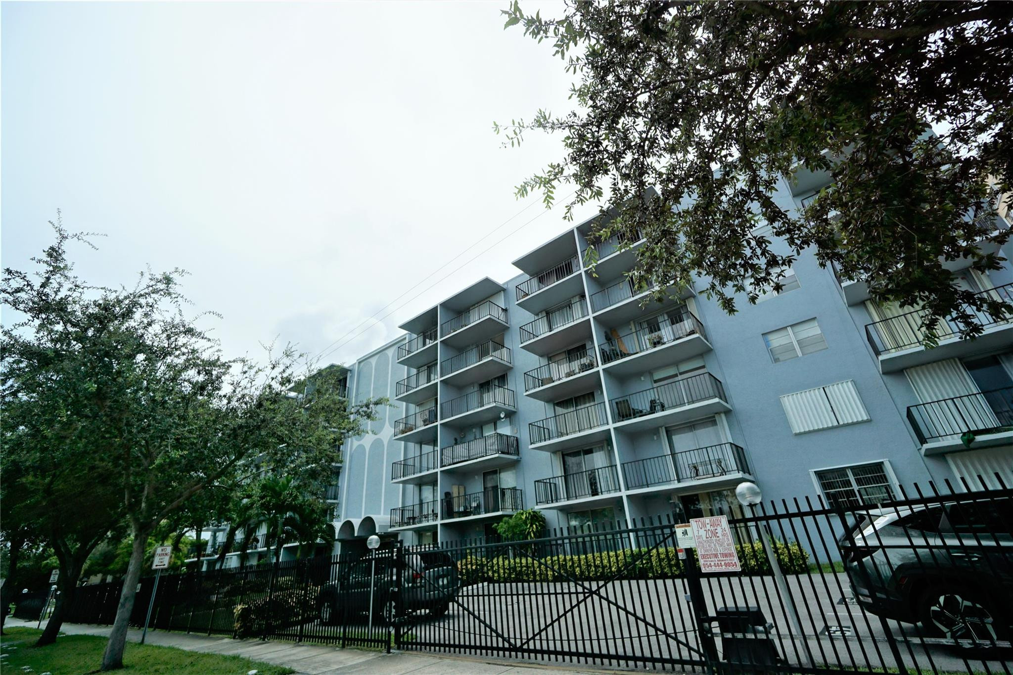 North Miami photo 2