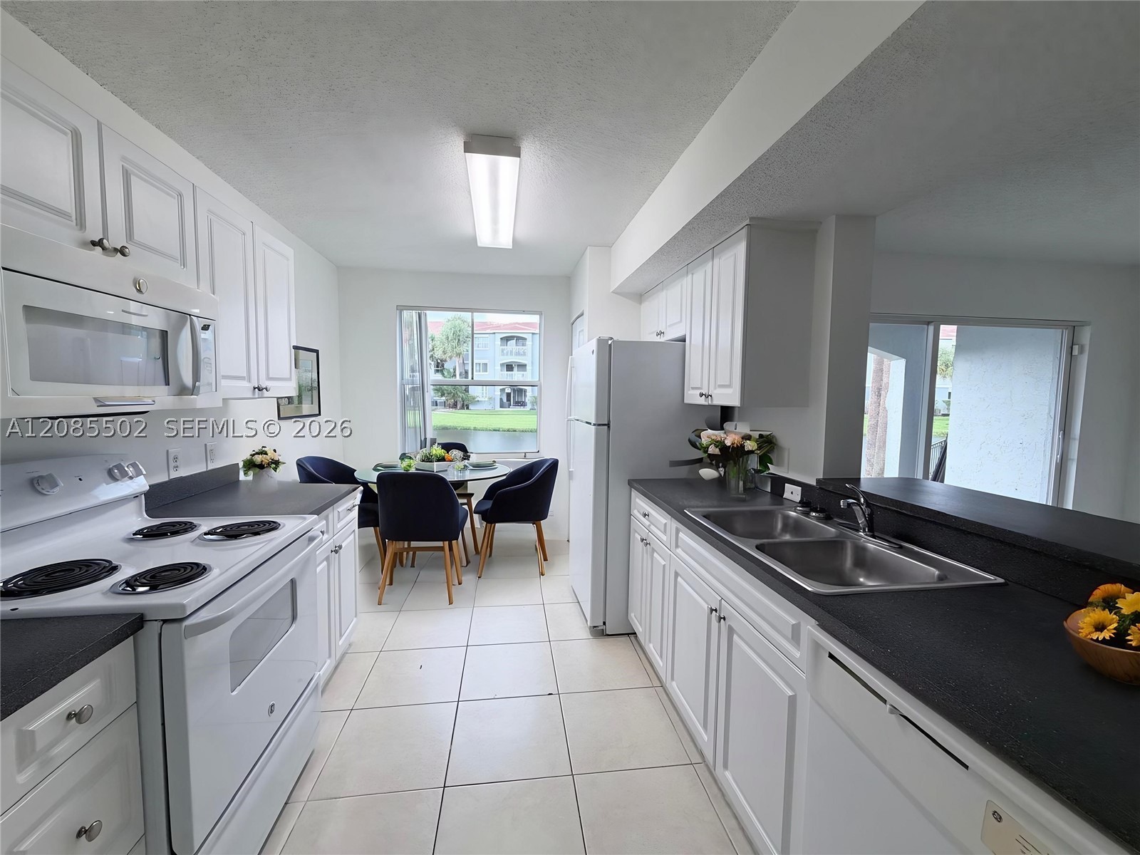 Pembroke Pines photo 3