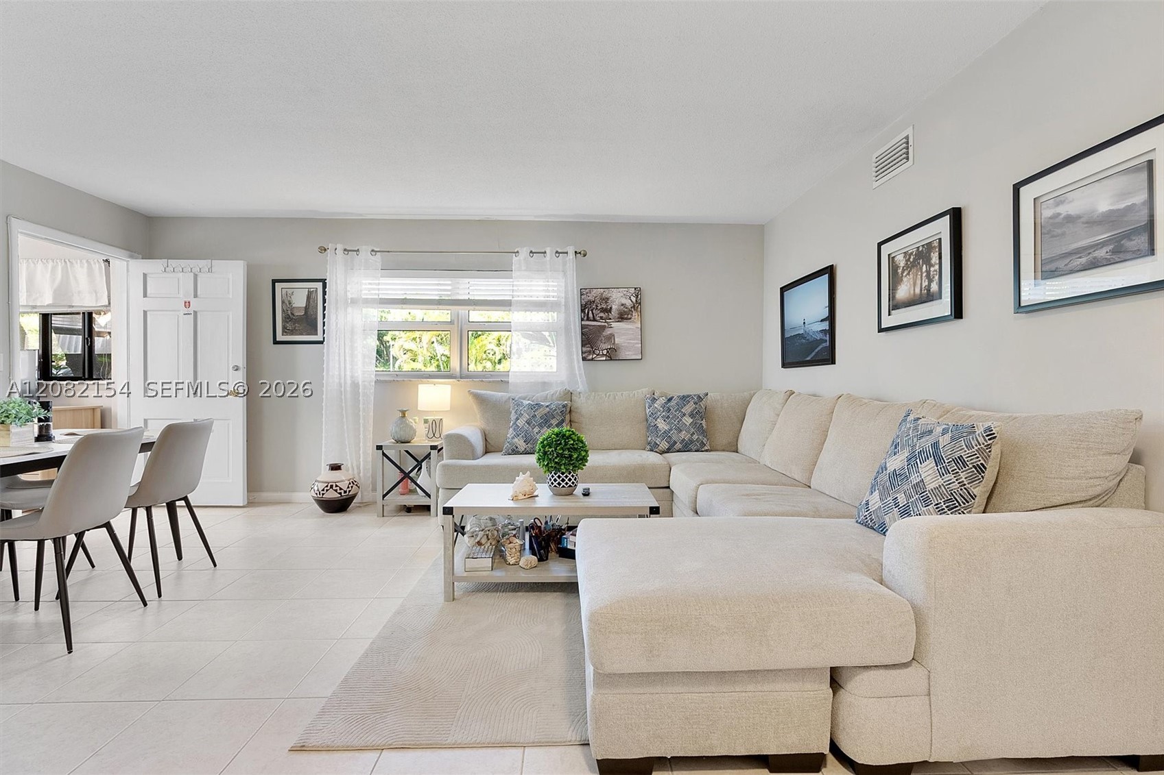 Hallandale Beach photo 4