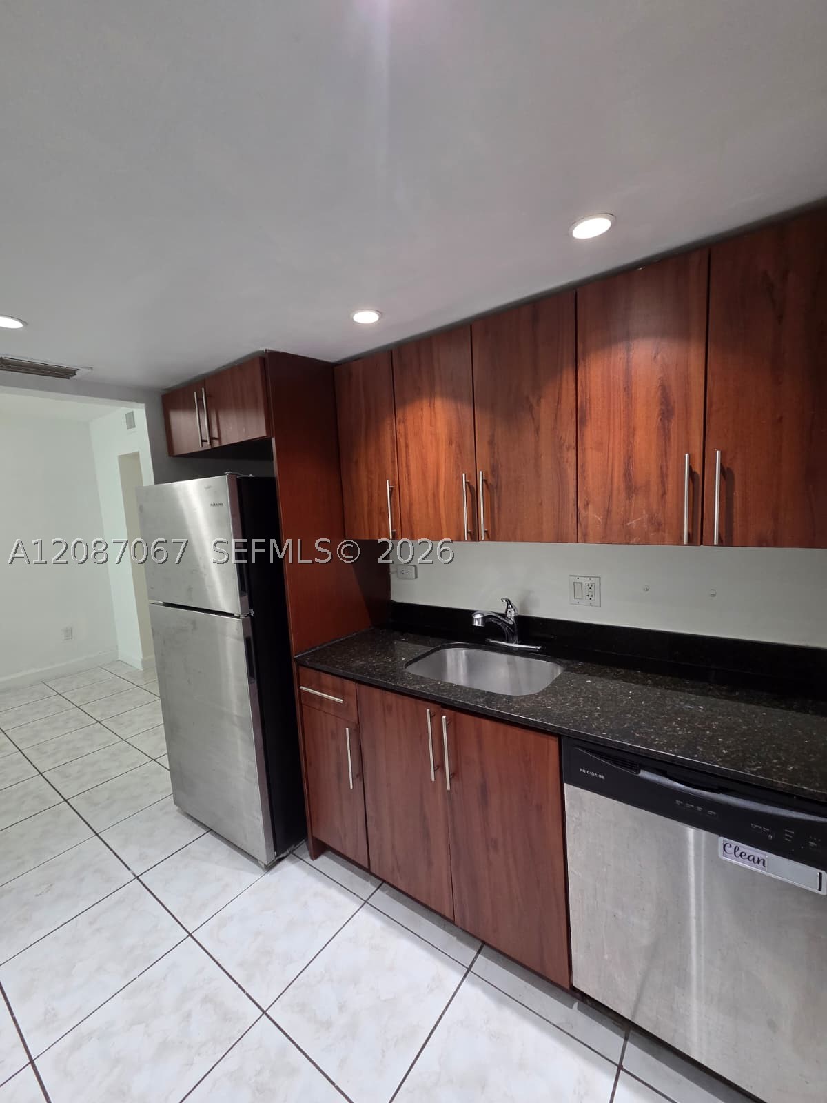 North Miami photo 3