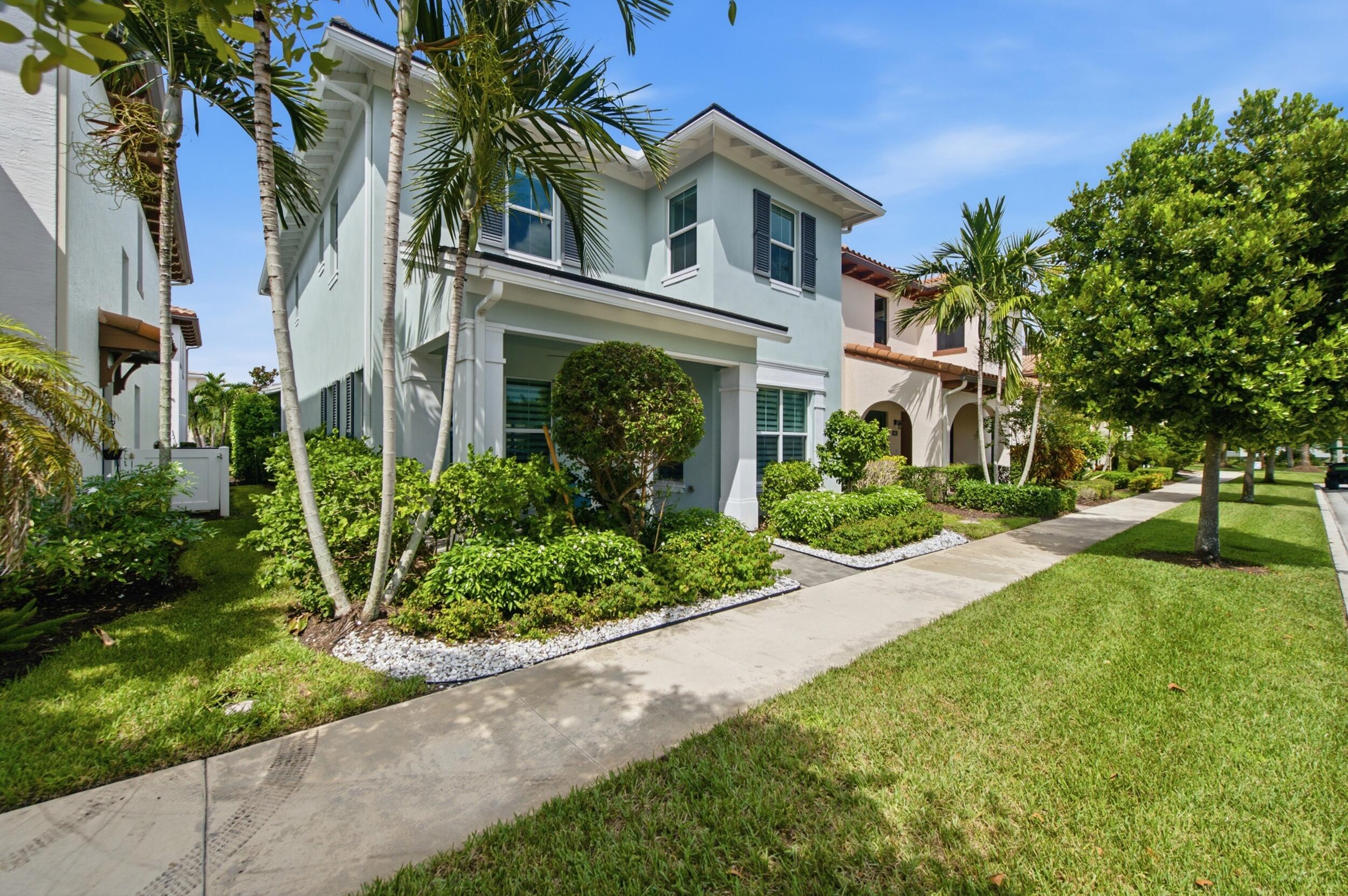 Palm Beach Gardens photo 2