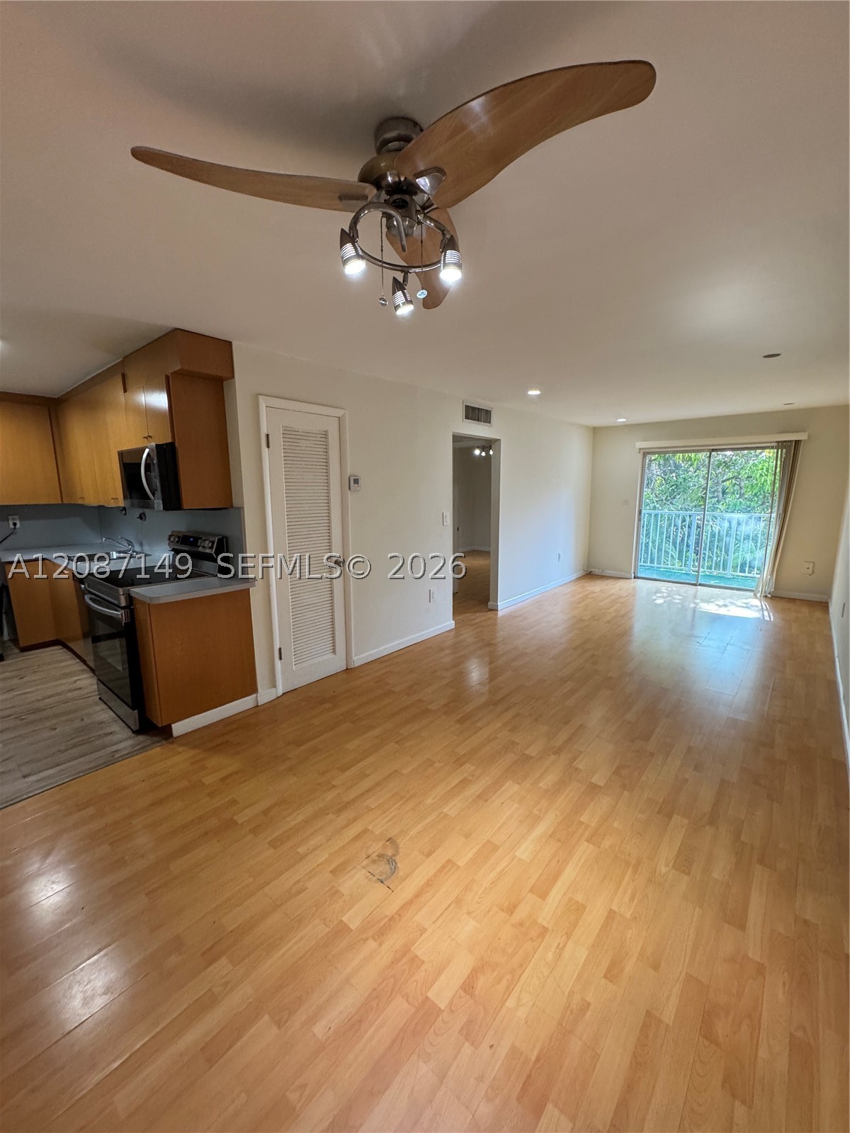 North Miami photo 3