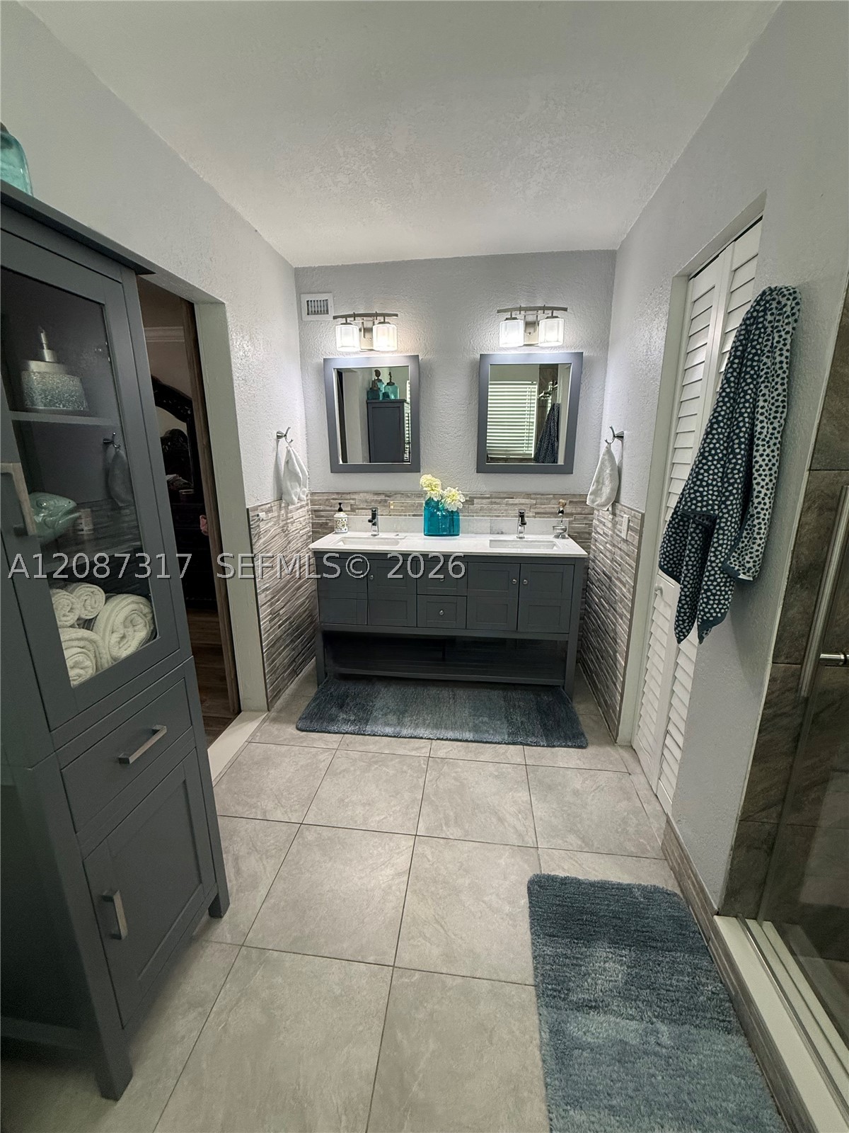 Hialeah photo 2
