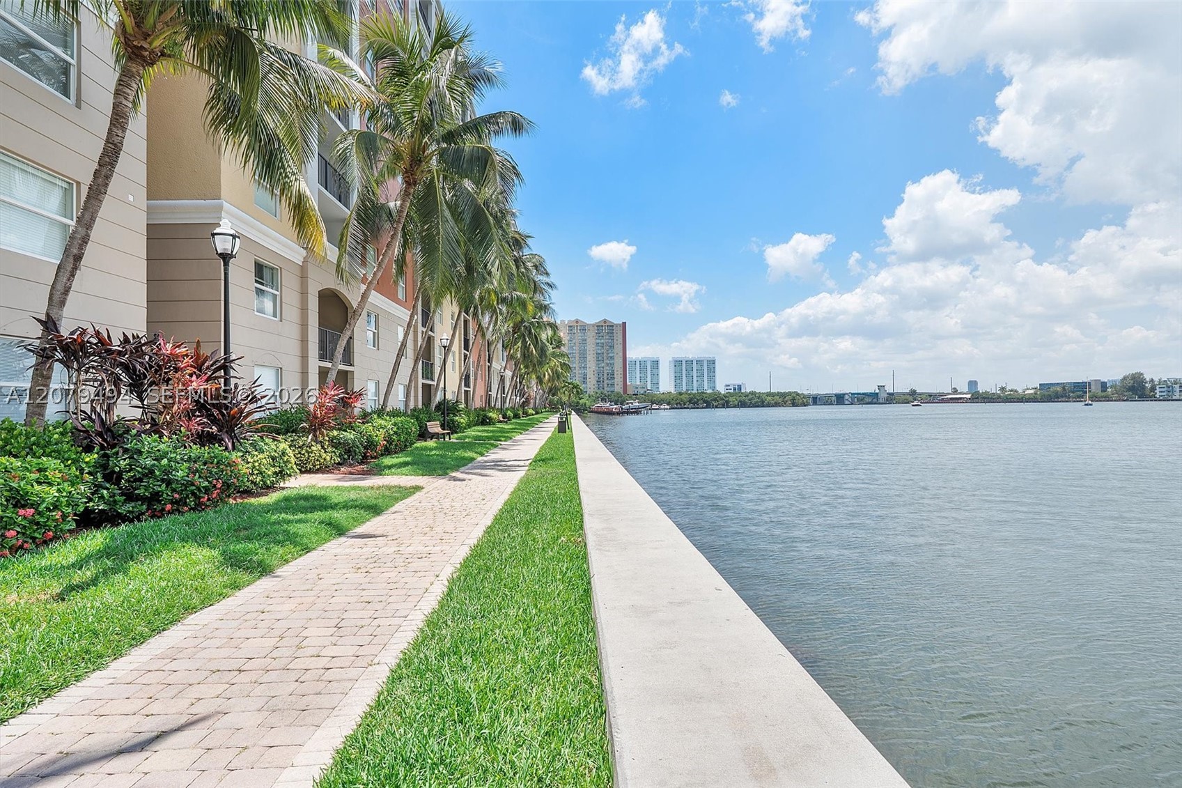 Sunny Isles Beach photo 3