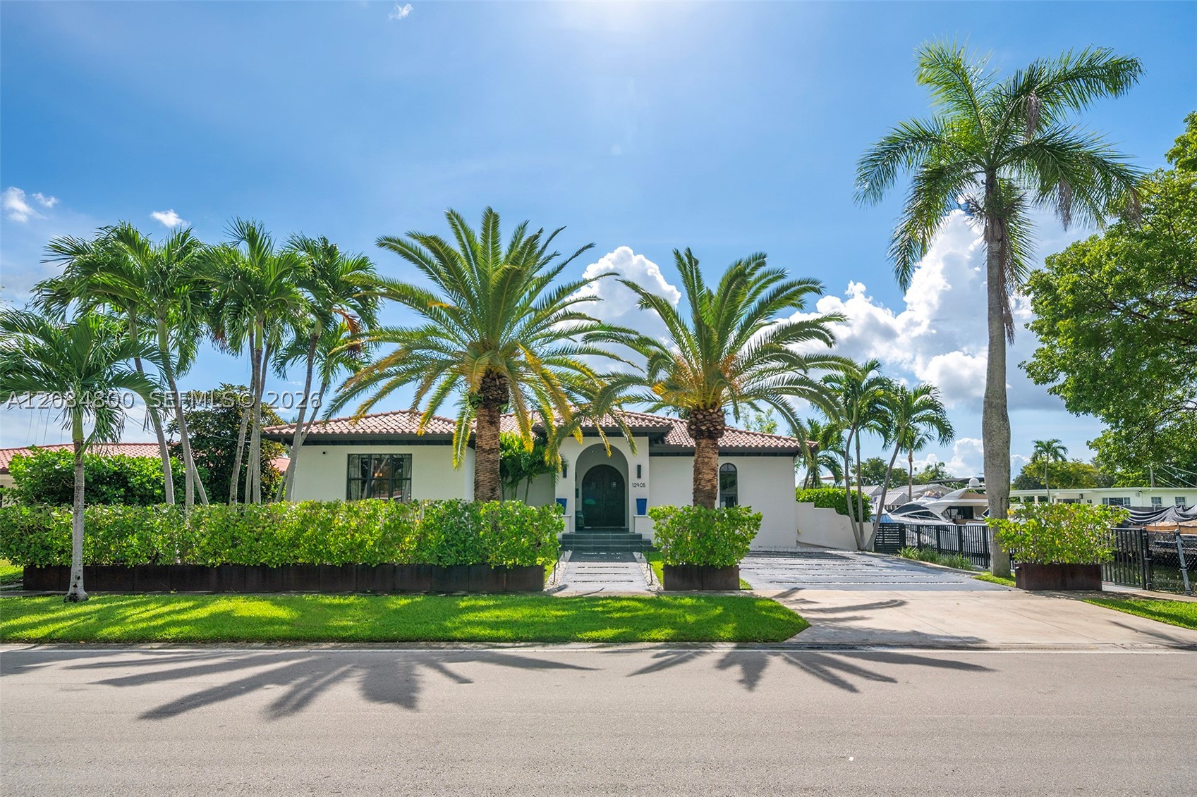 North Miami photo 3