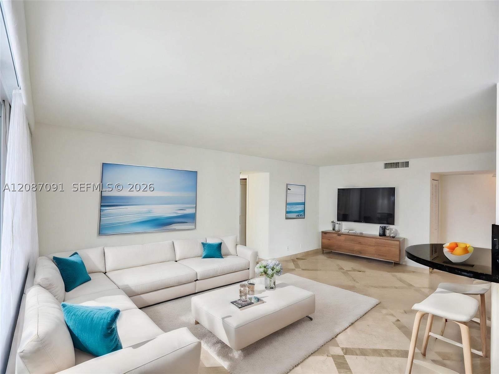 Hallandale Beach photo 4