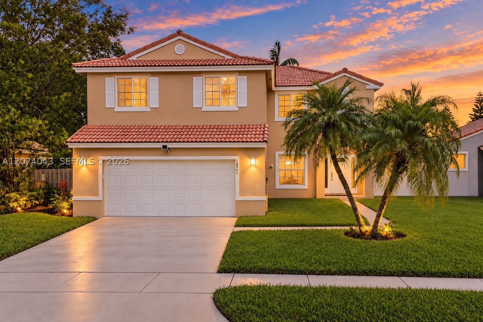 Pembroke Pines photo 2