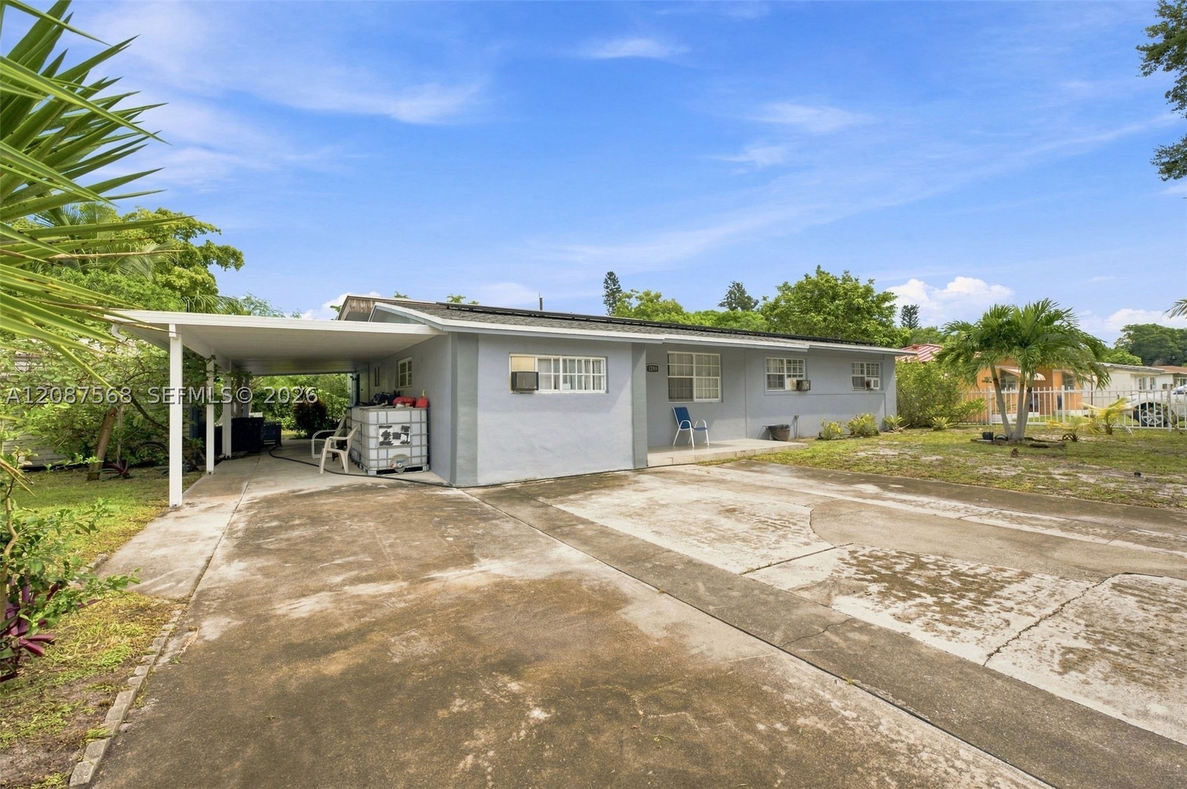 North Miami photo 2