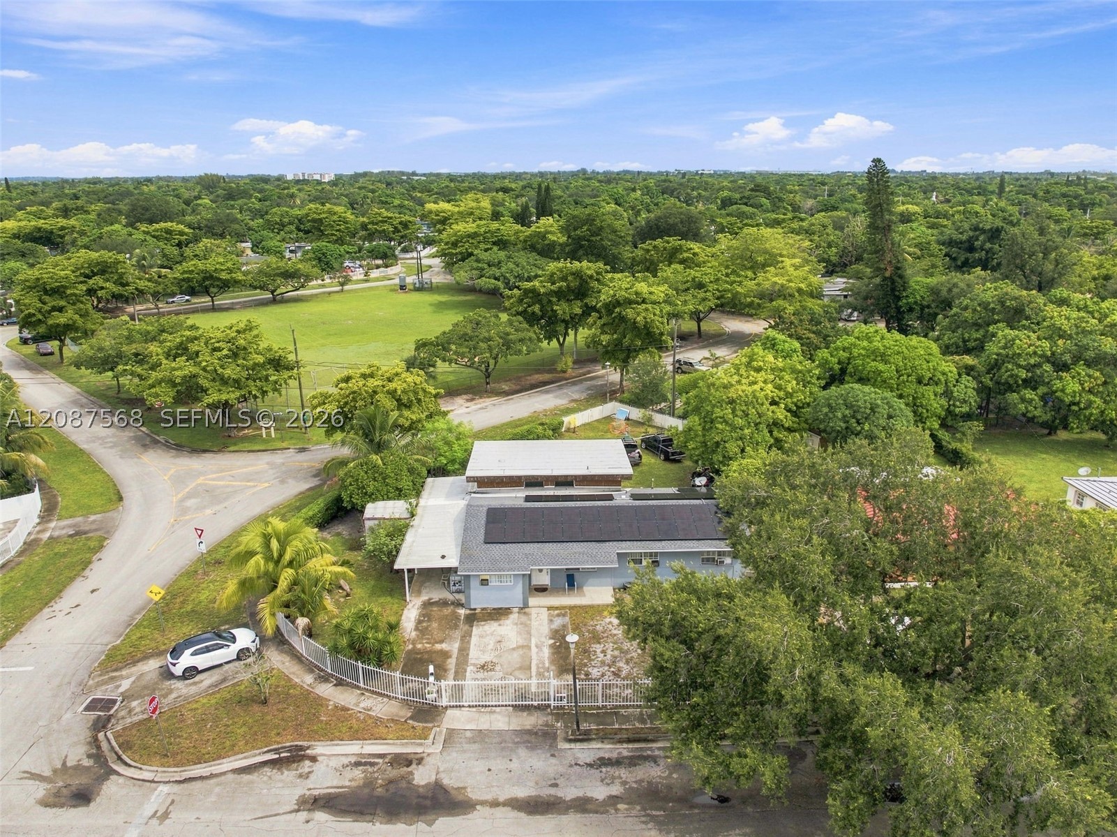 North Miami photo 3