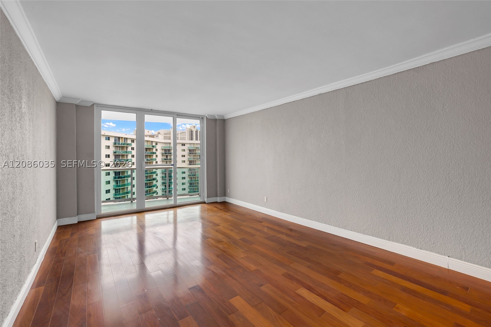 Sunny Isles Beach photo 3