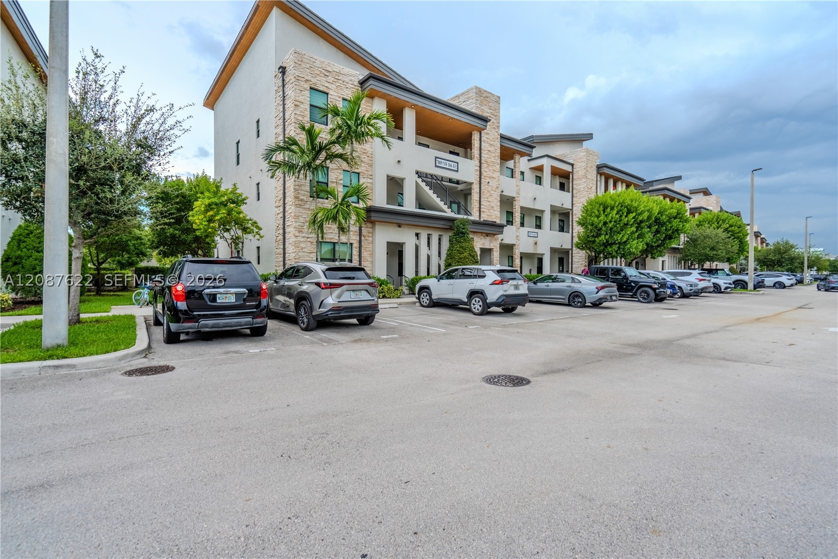 Doral photo 2