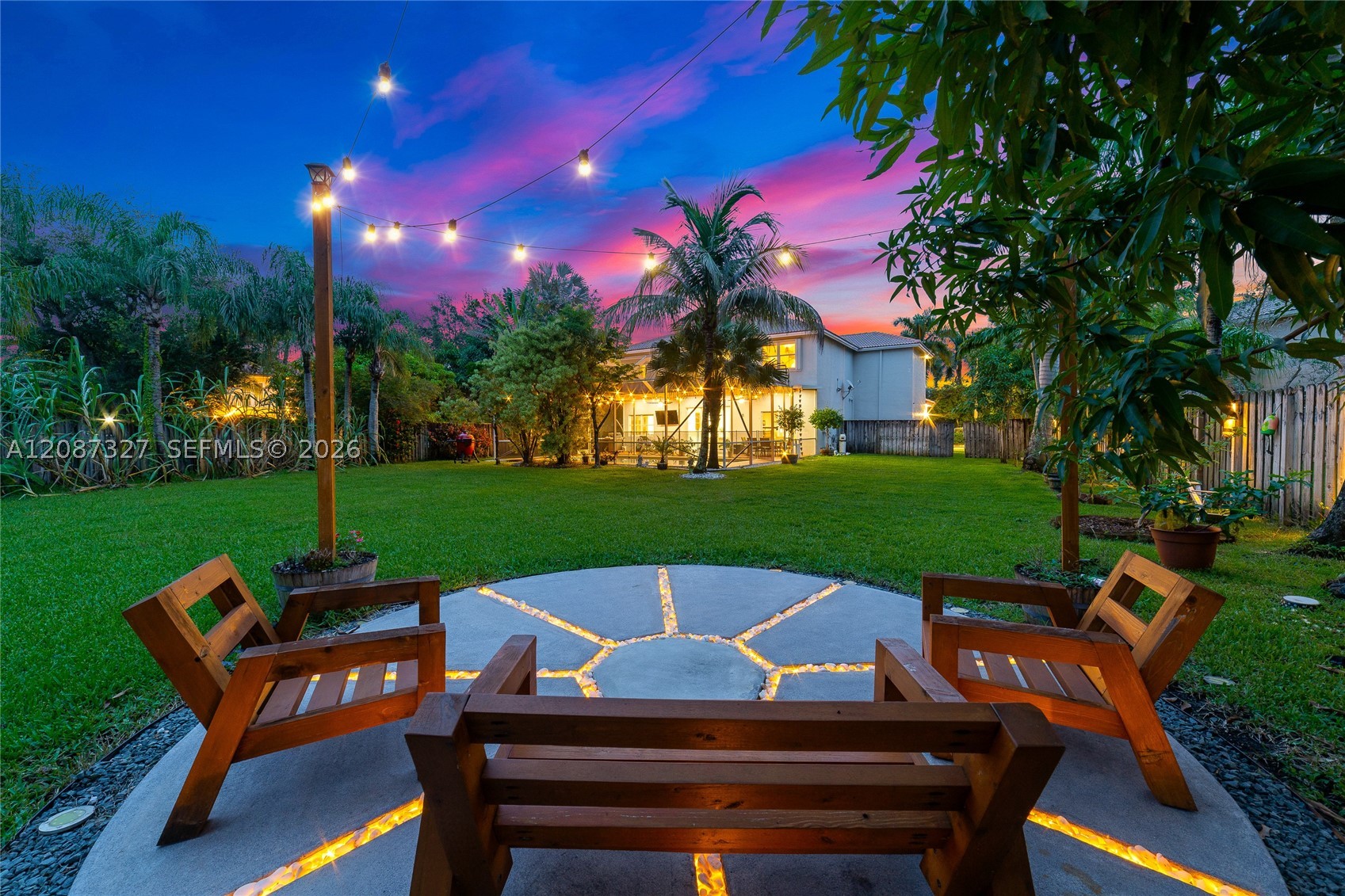 Pembroke Pines photo 4