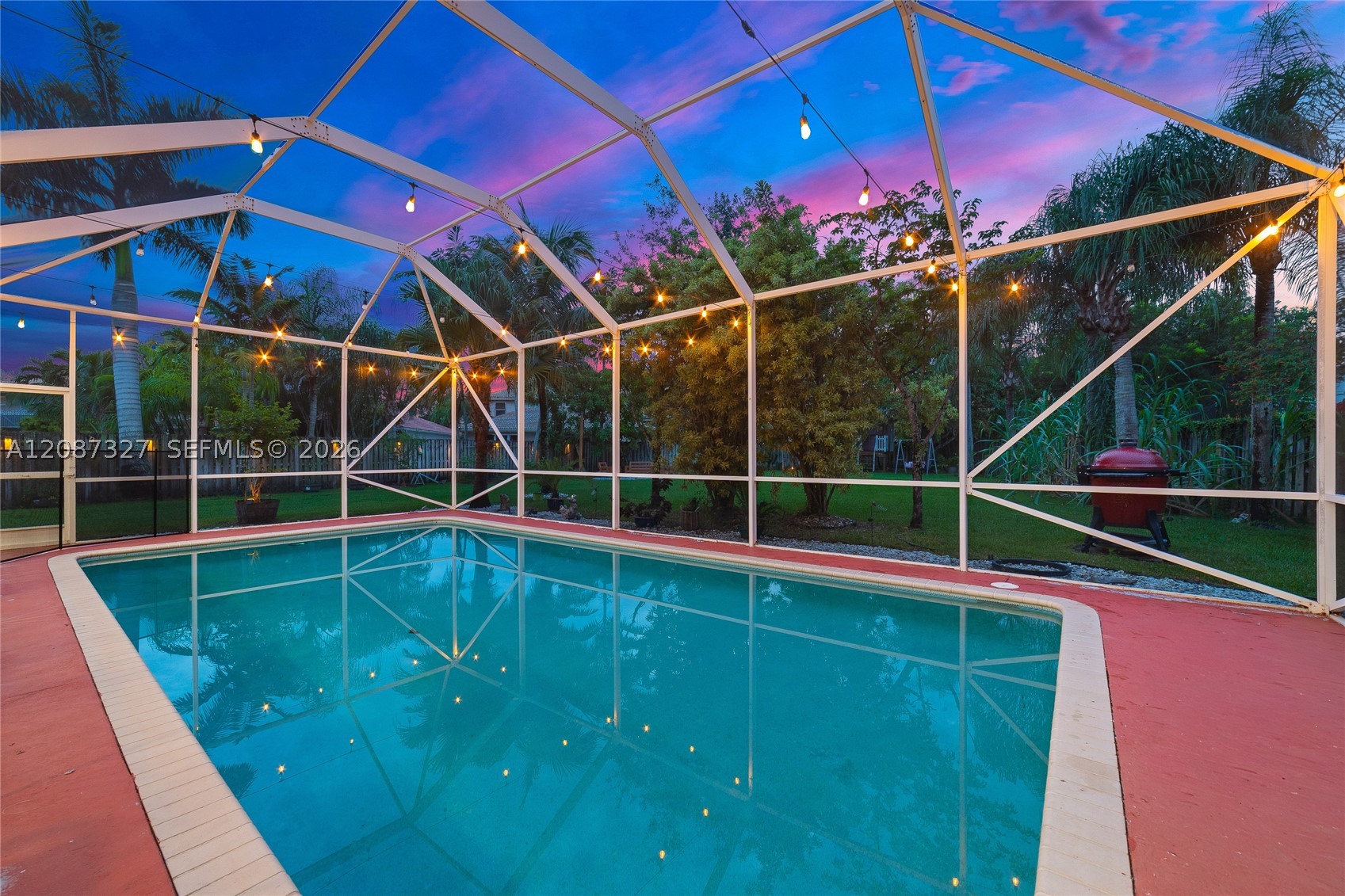 Pembroke Pines photo 3