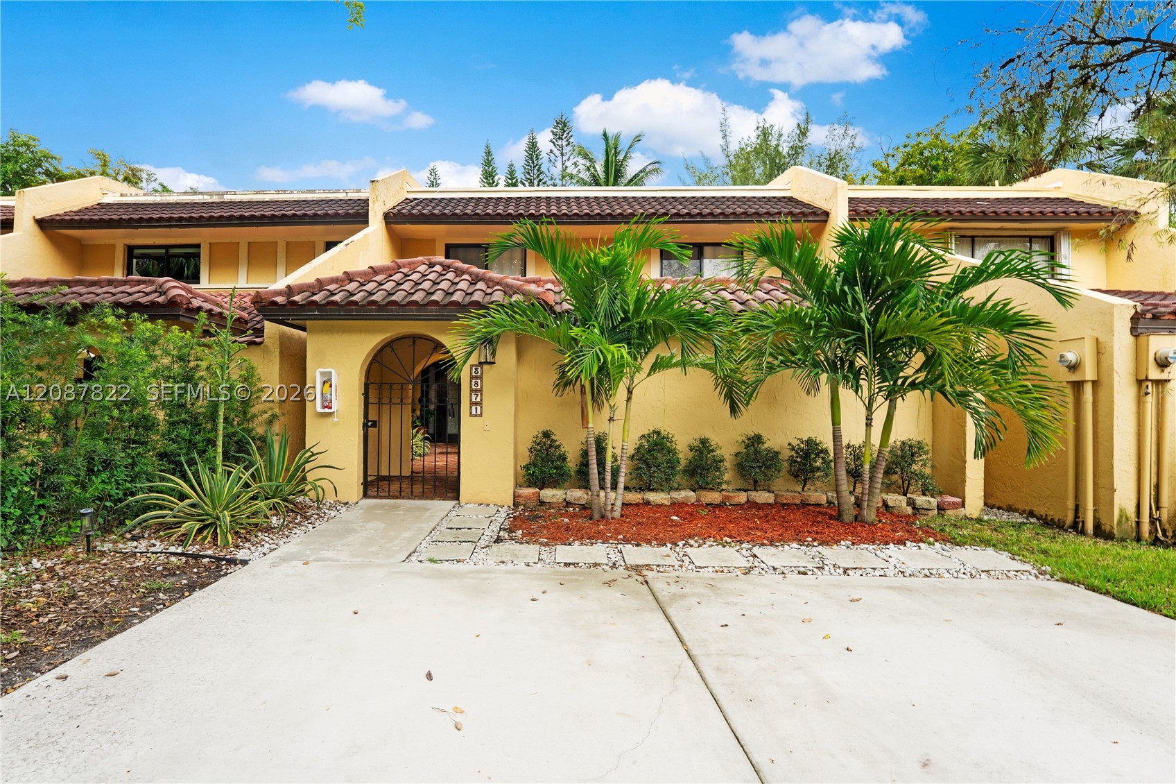 Doral photo 2