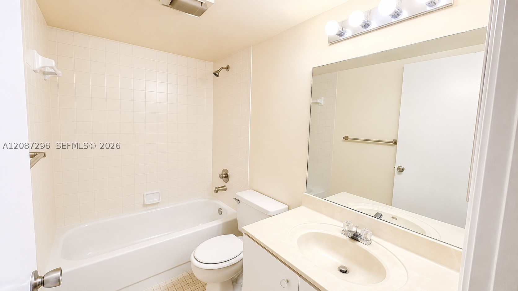 Pembroke Pines photo 5