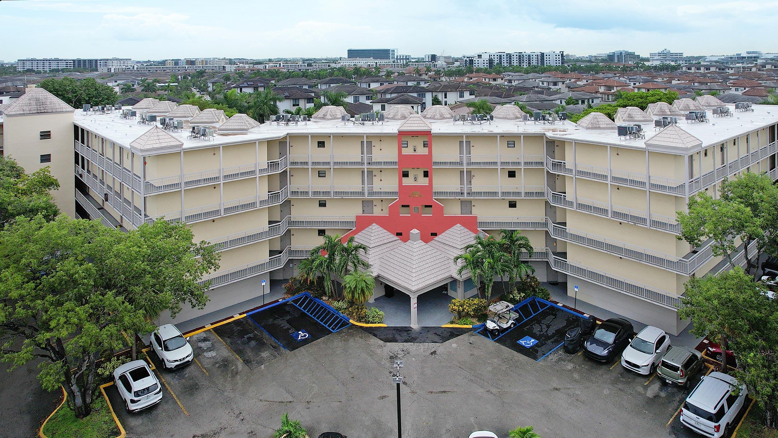 Doral photo 2