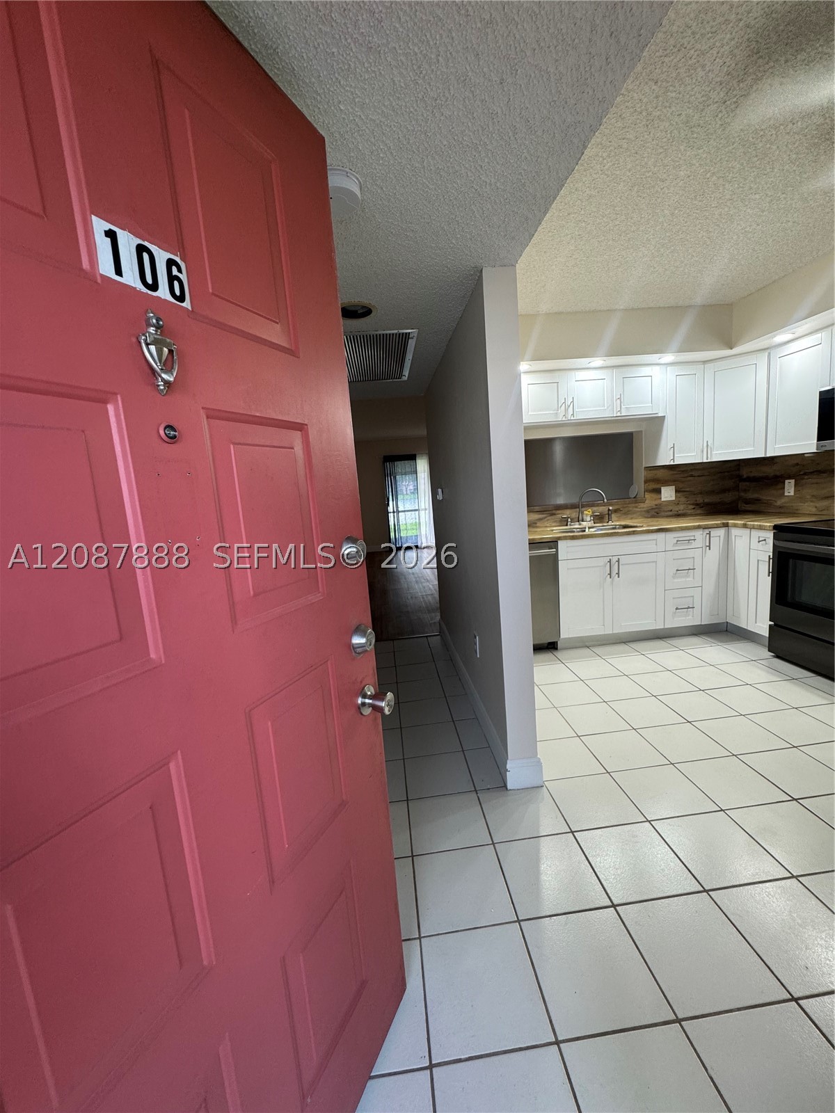 Pembroke Pines photo 2