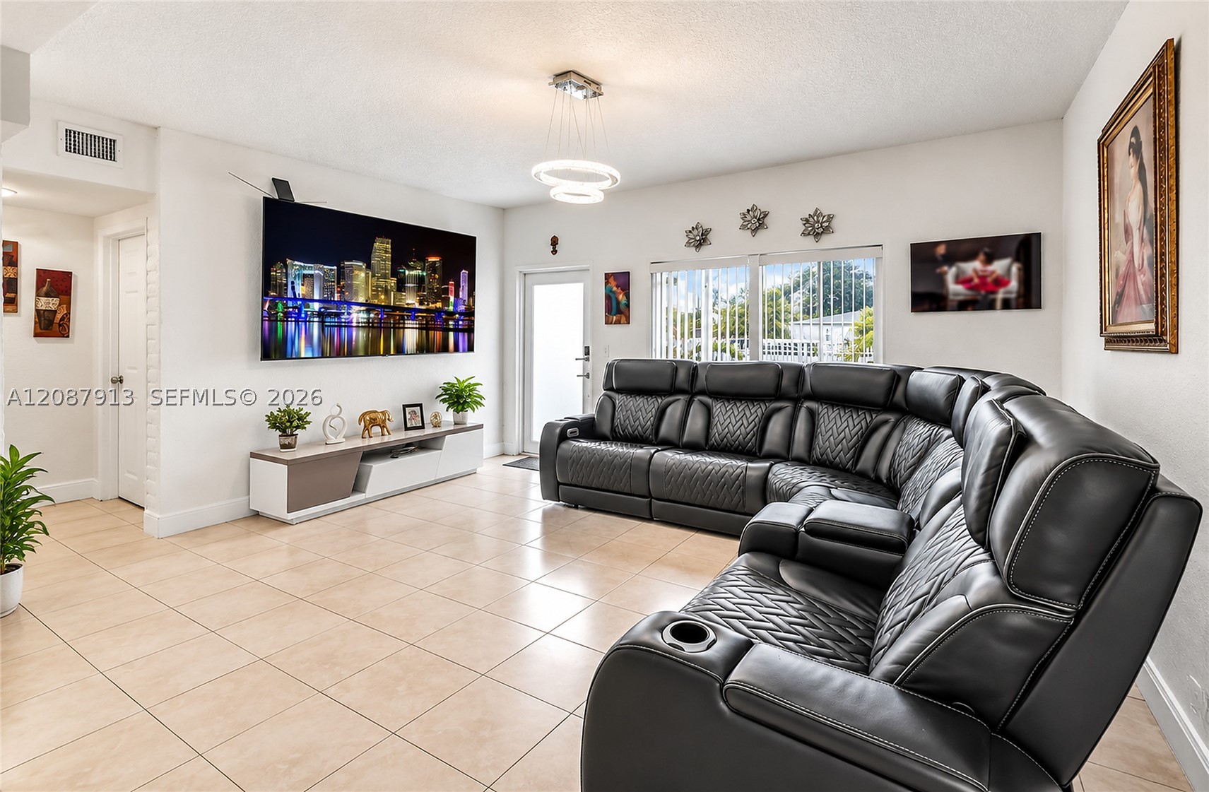 North Miami photo 5