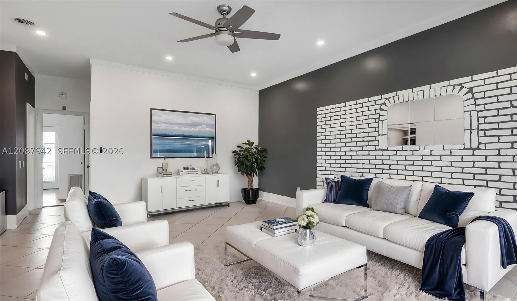 Wilton Manors photo 3